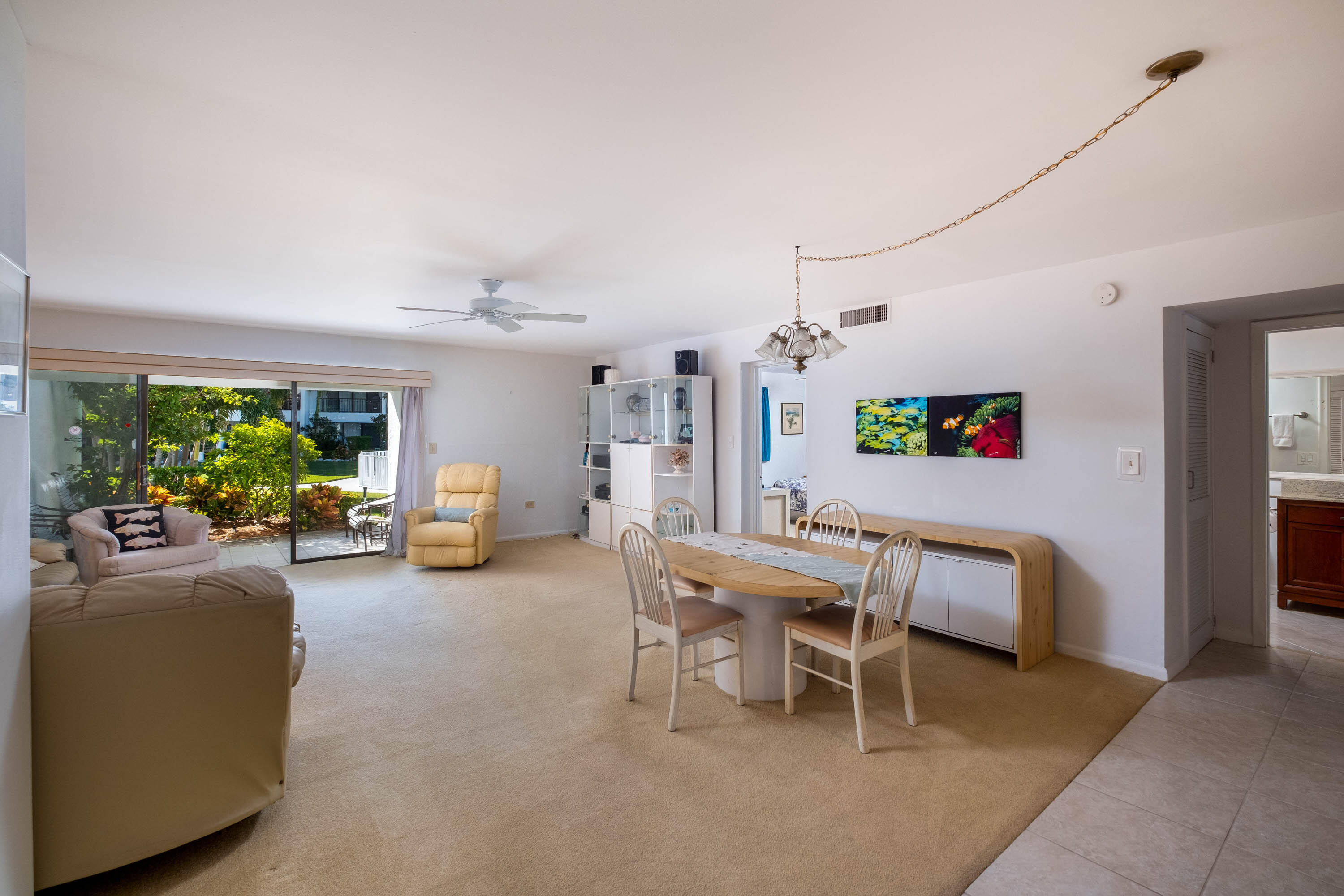 601 W Ocean Drive, 401a Property Photo 5