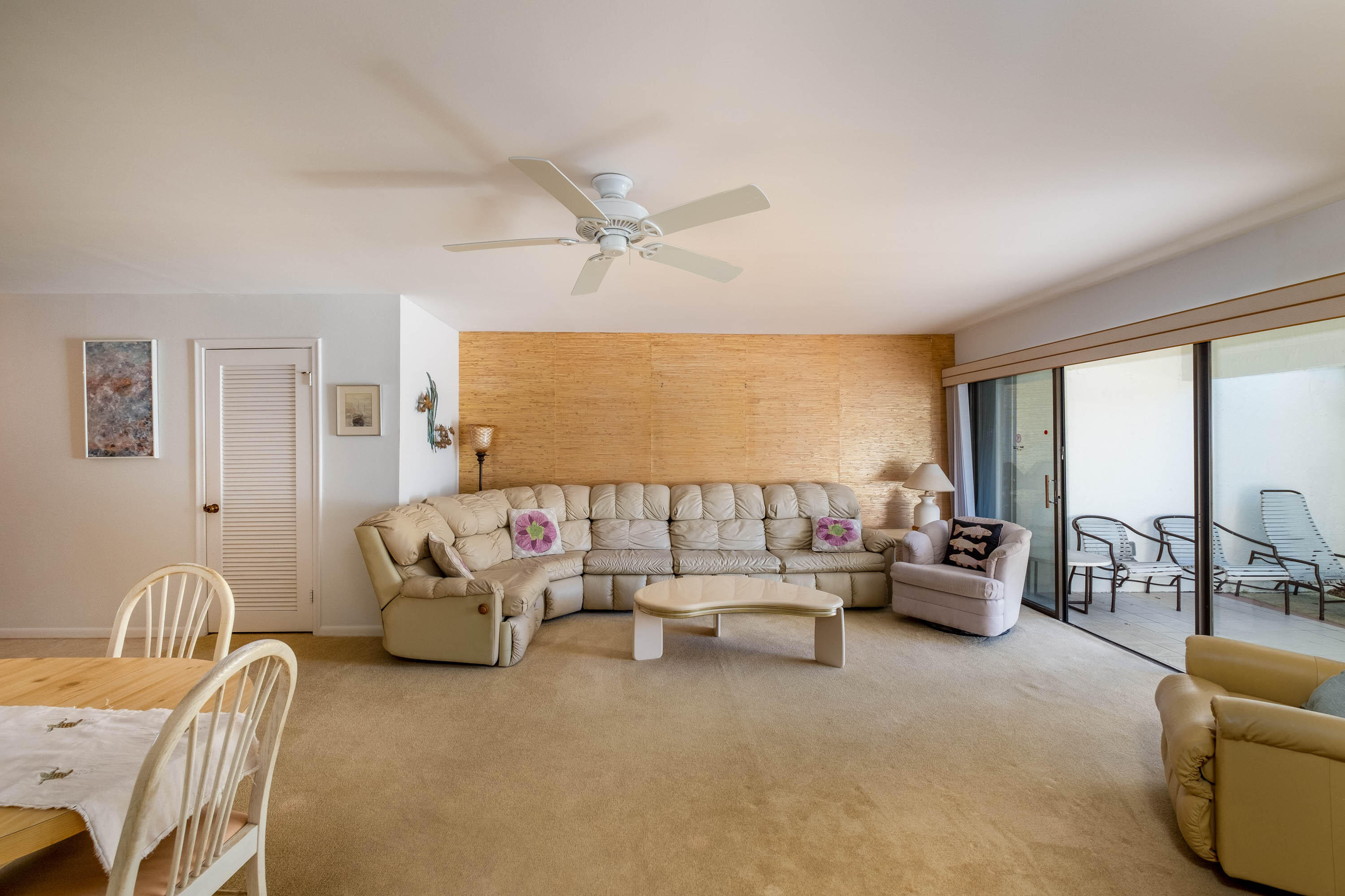 601 W Ocean Drive, 401a Property Photo 7