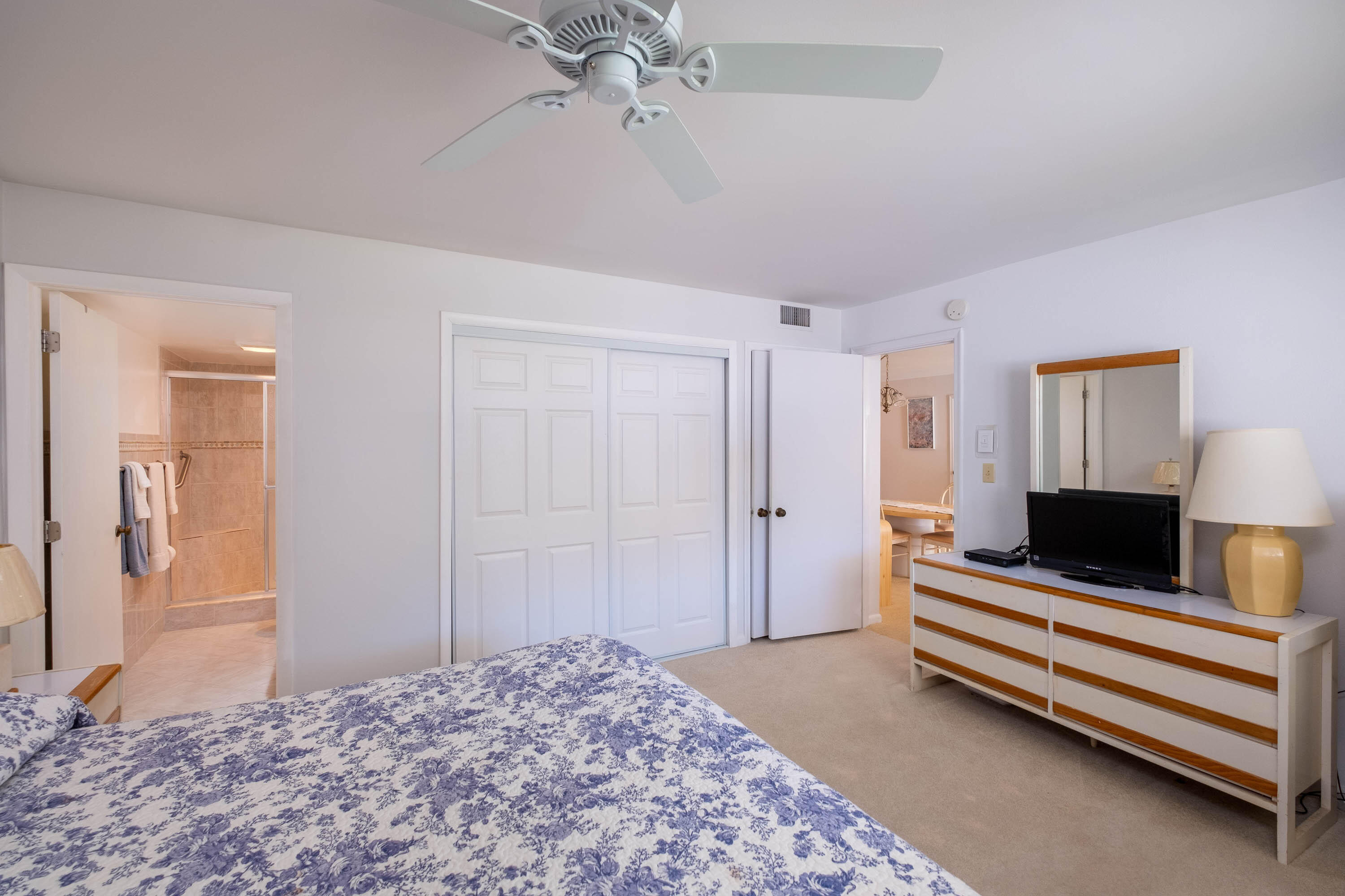 601 W Ocean Drive, 401a Property Photo 12