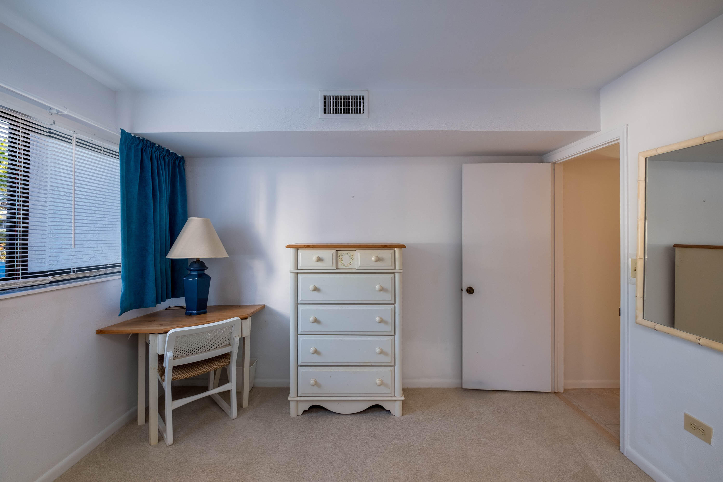 601 W Ocean Drive, 401a Property Photo 15