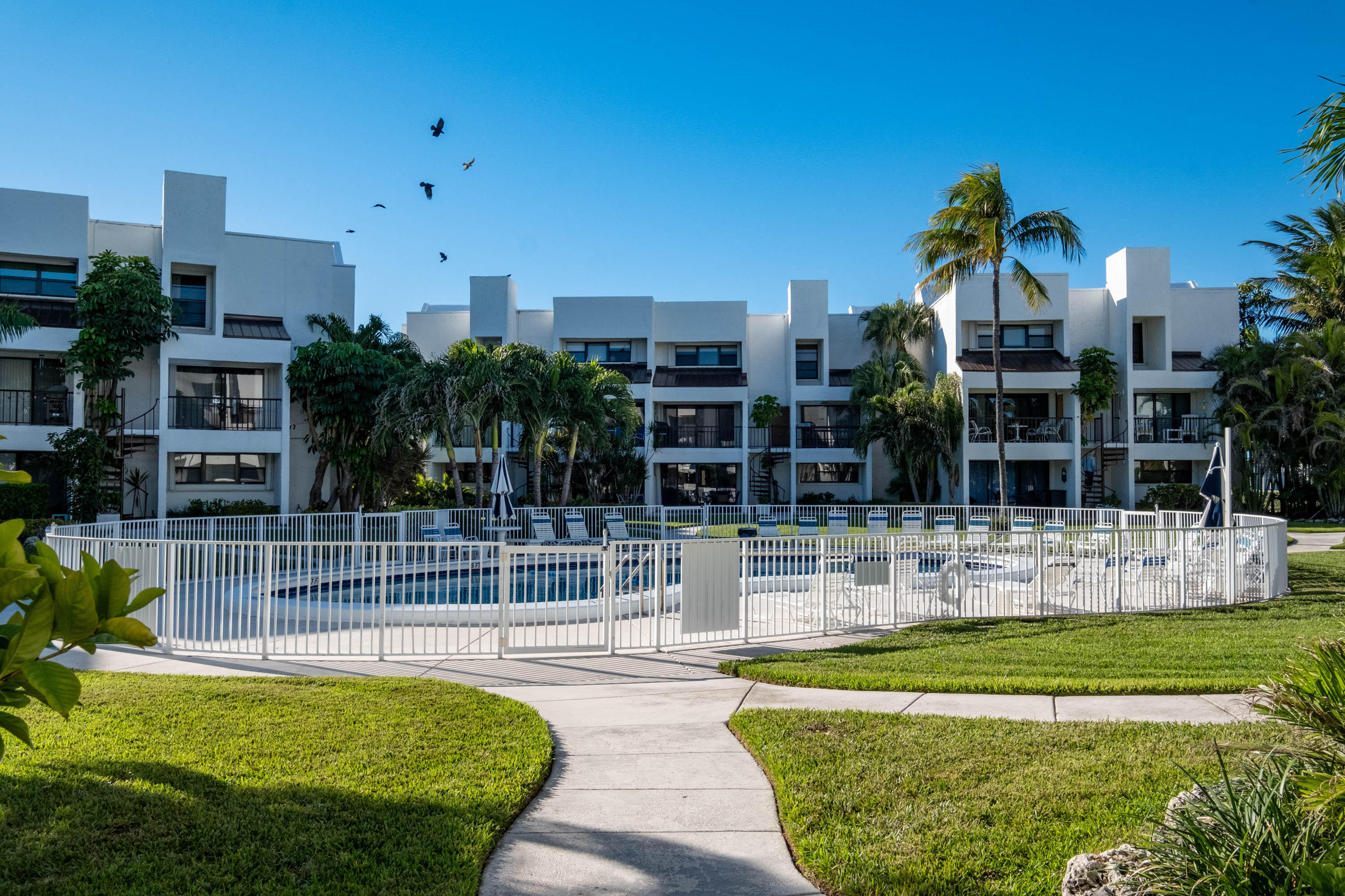 601 W Ocean Drive, 401a Property Photo 20