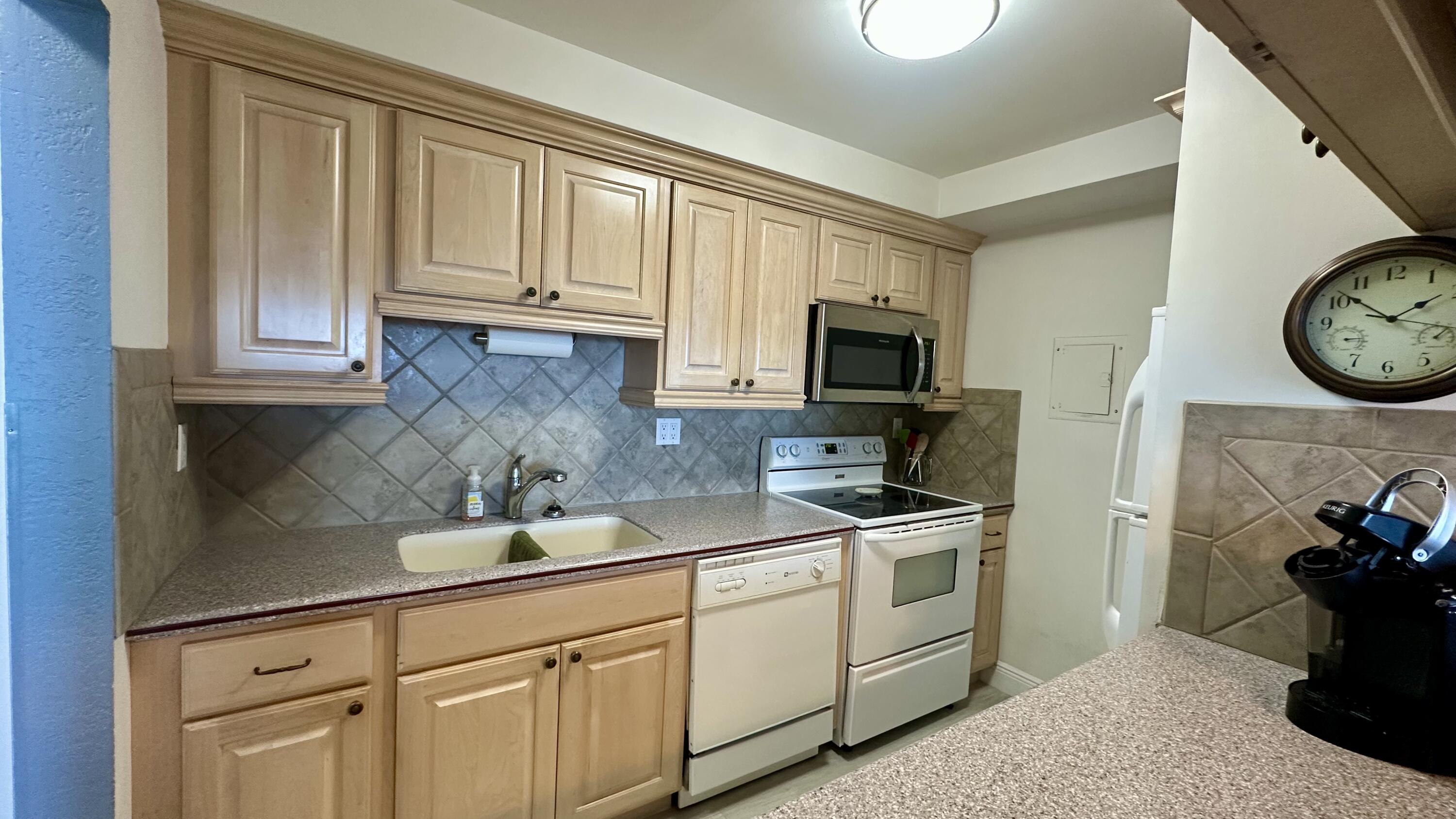 88500 Overseas Highway, 422 Property Photo 8