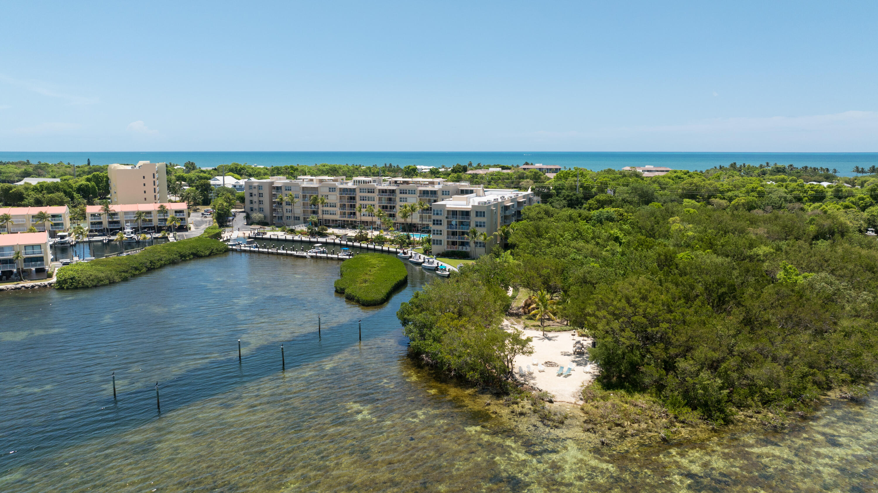 88500 Overseas Highway, 422 Property Photo 22