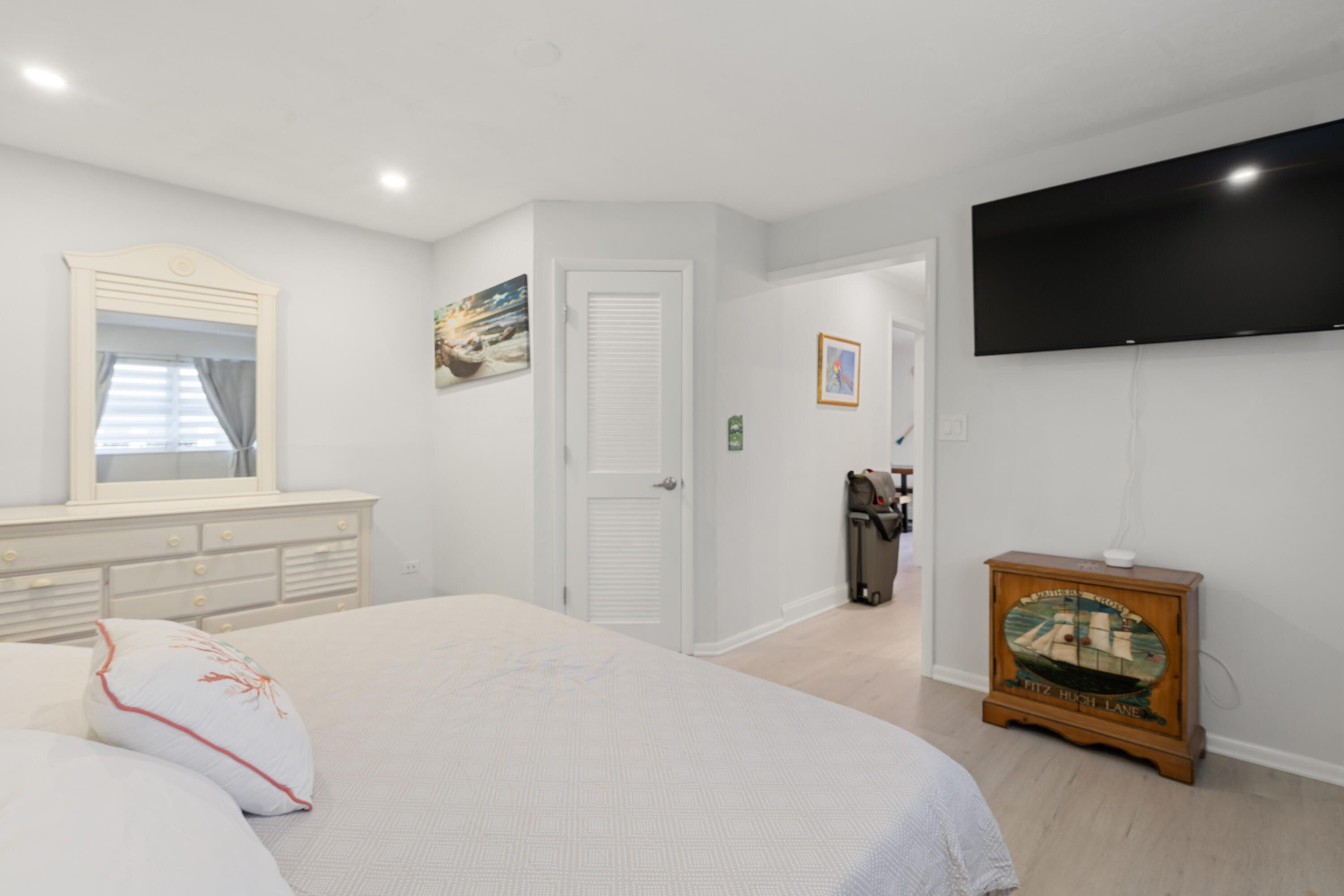 215 Anne Bonny Drive Property Photo 21