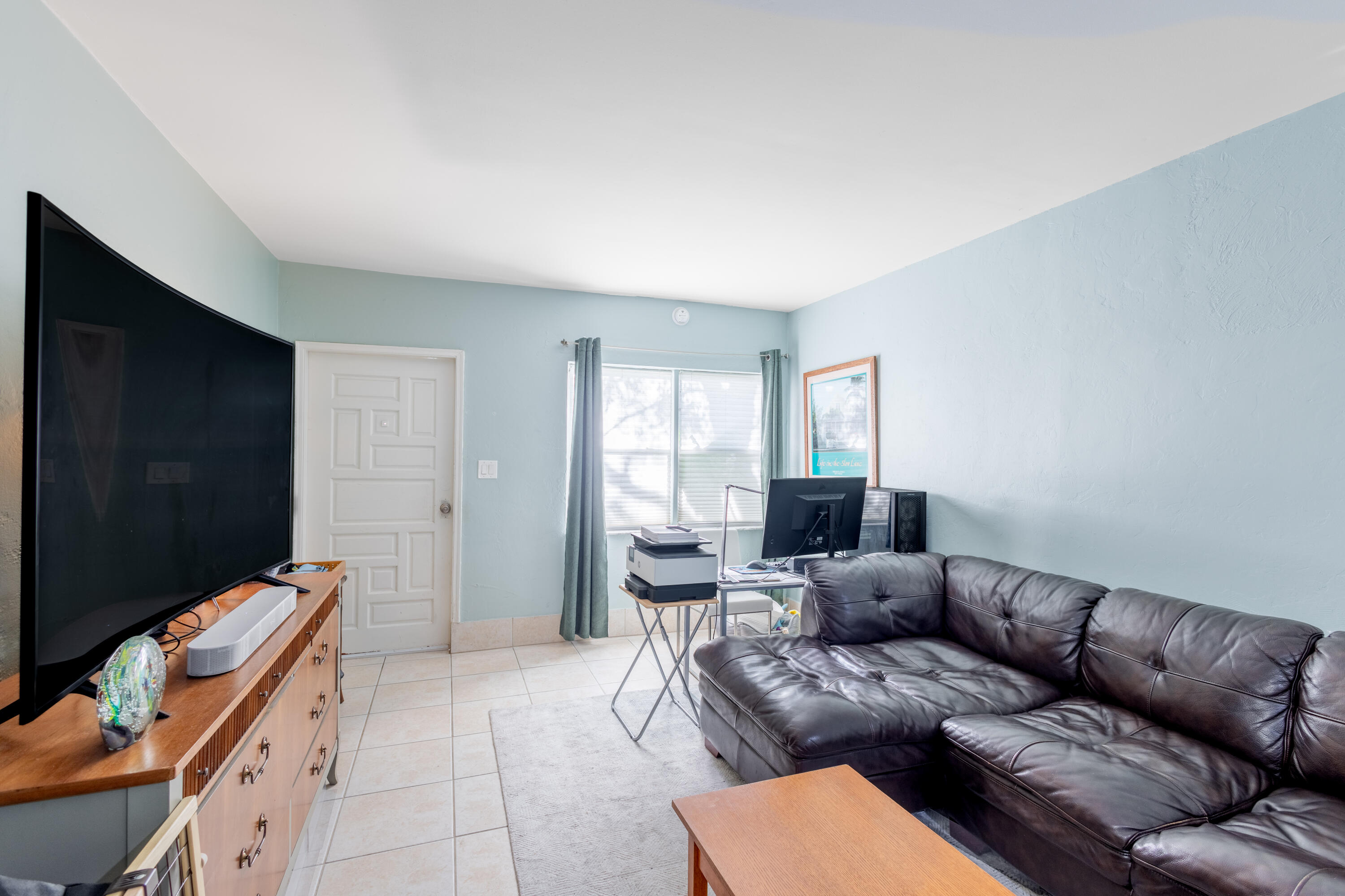 1215 Bay Street Property Photo 20