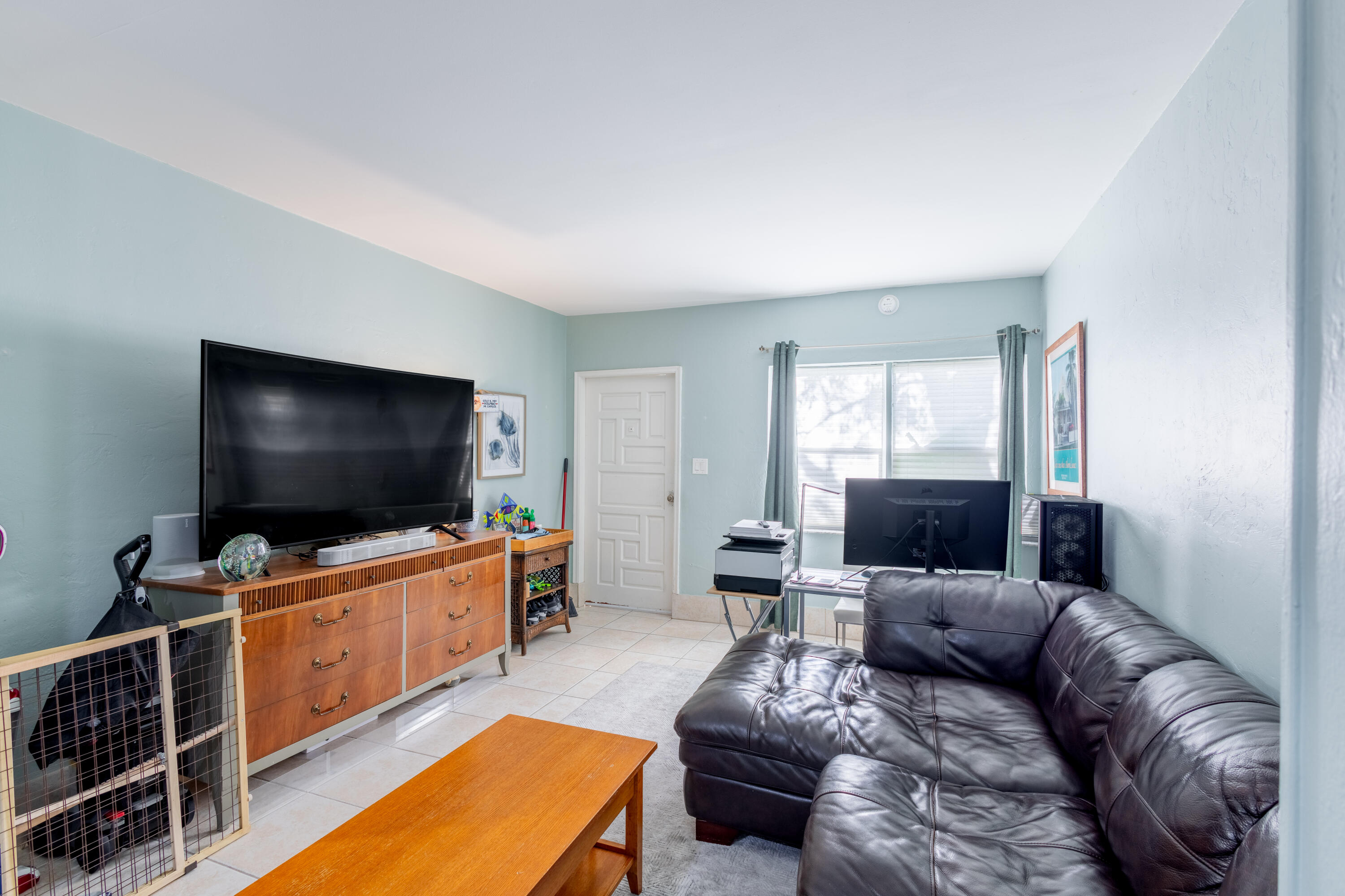 1215 Bay Street Property Photo 21