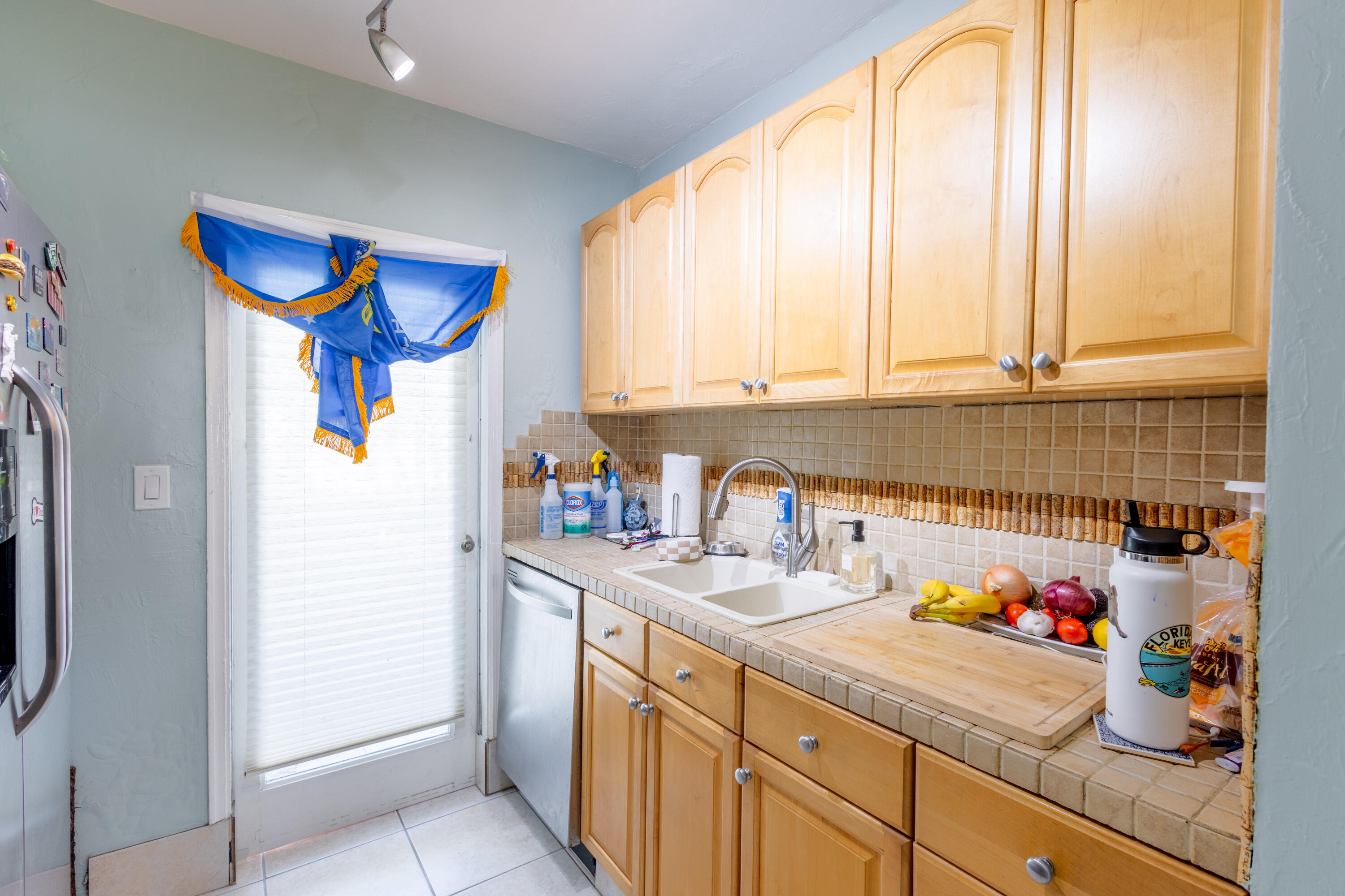 1215 Bay Street Property Photo 25
