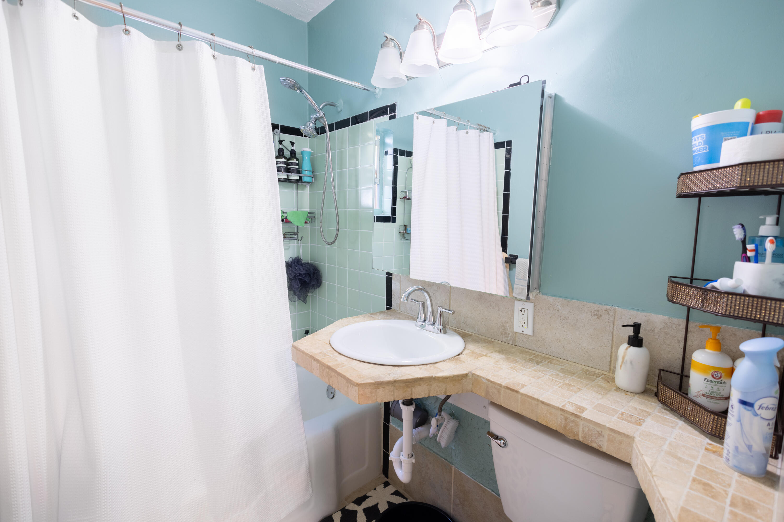 1215 Bay Street Property Photo 37