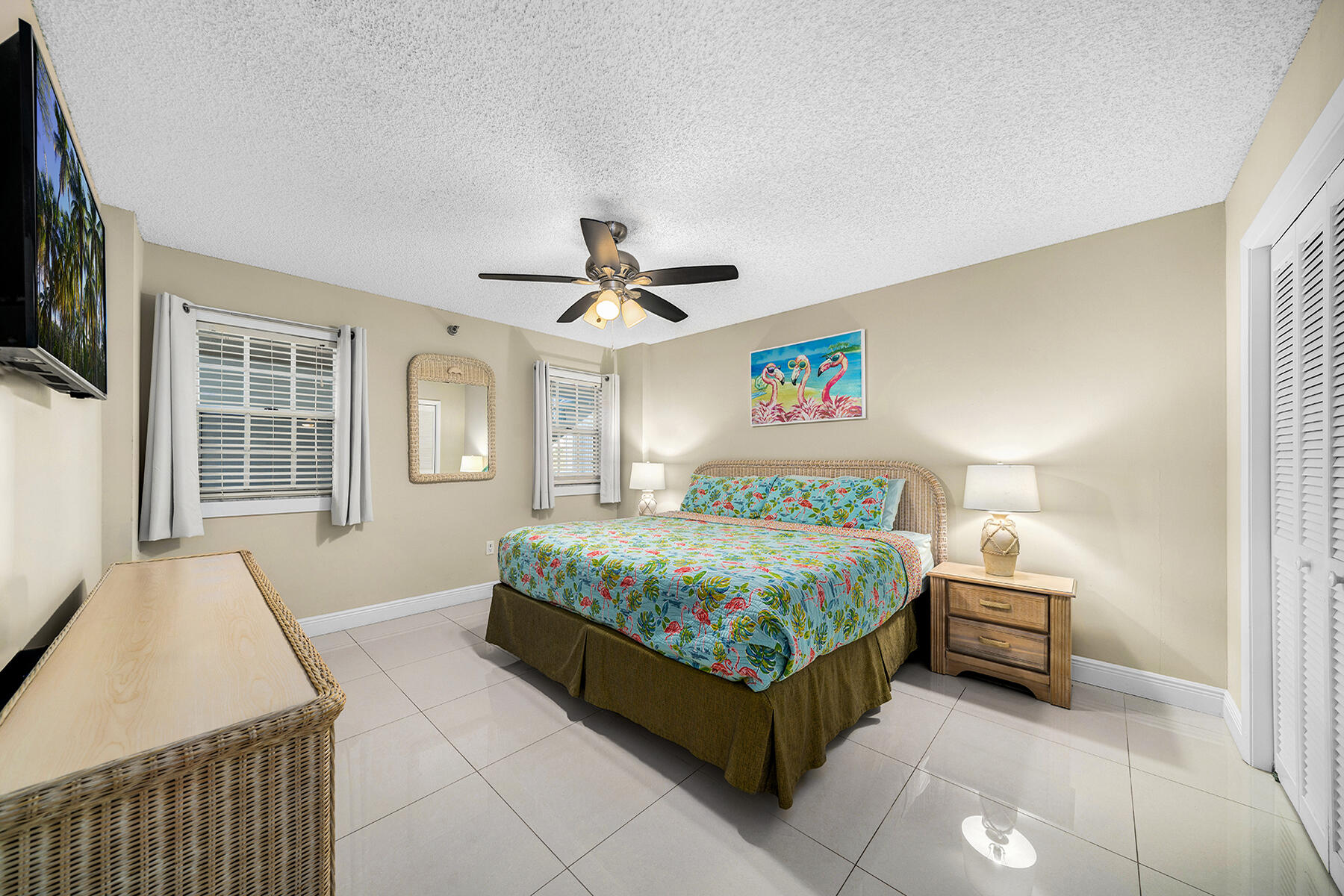 500 Burton Drive, 4215 Property Photo 12
