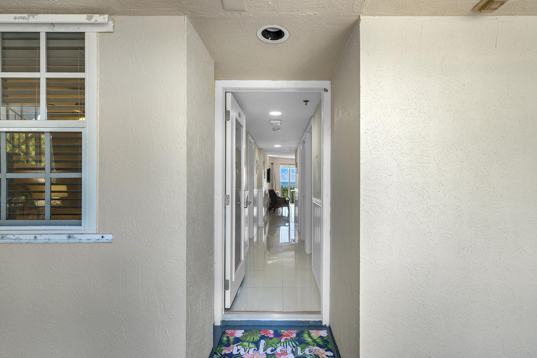 500 Burton Drive, 4215 Property Photo 19