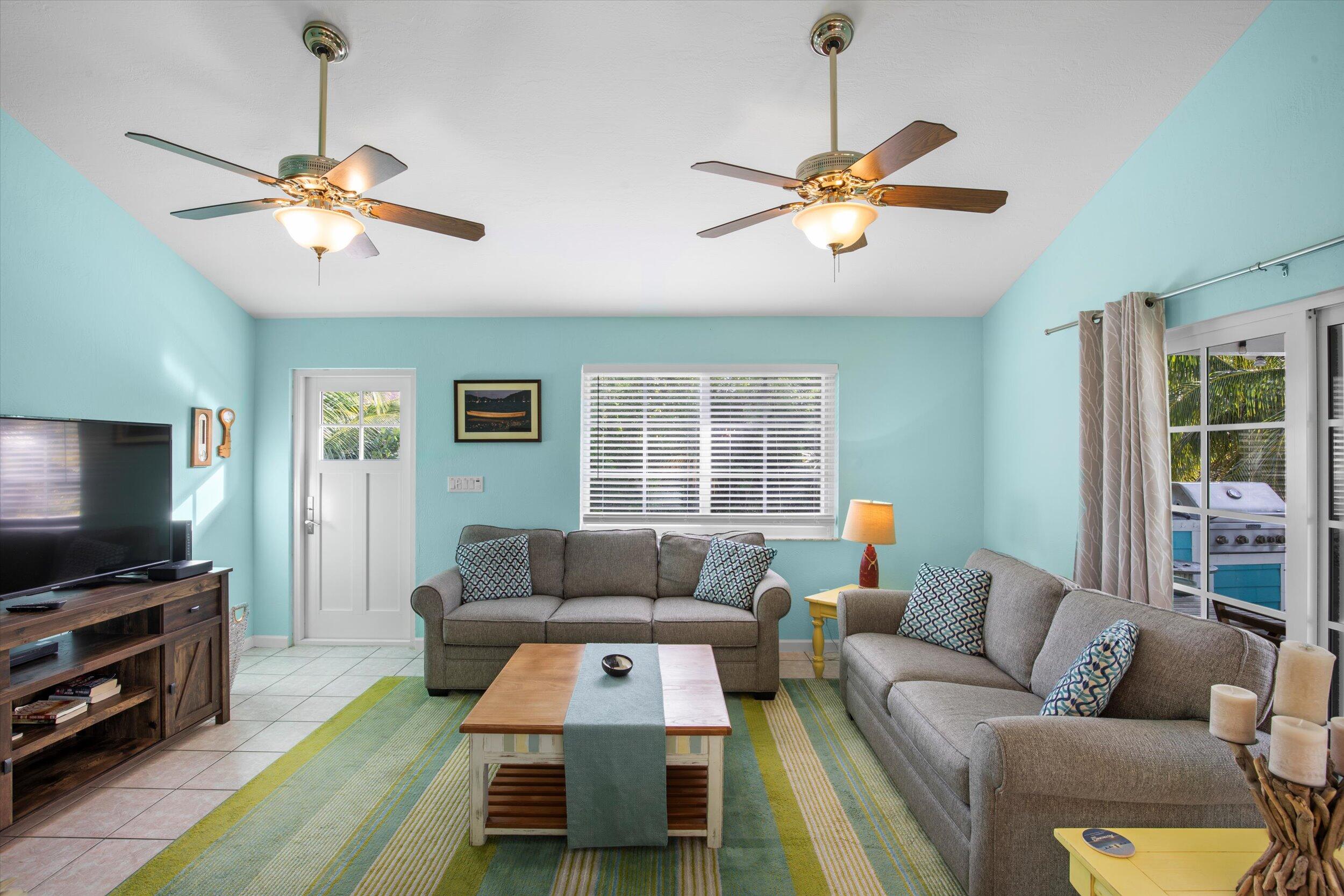 128 Le Grand Lane Property Photo 7