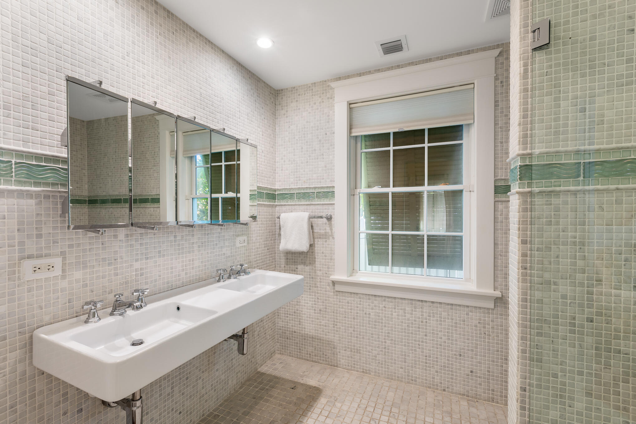 728 Love Lane Property Photo 14
