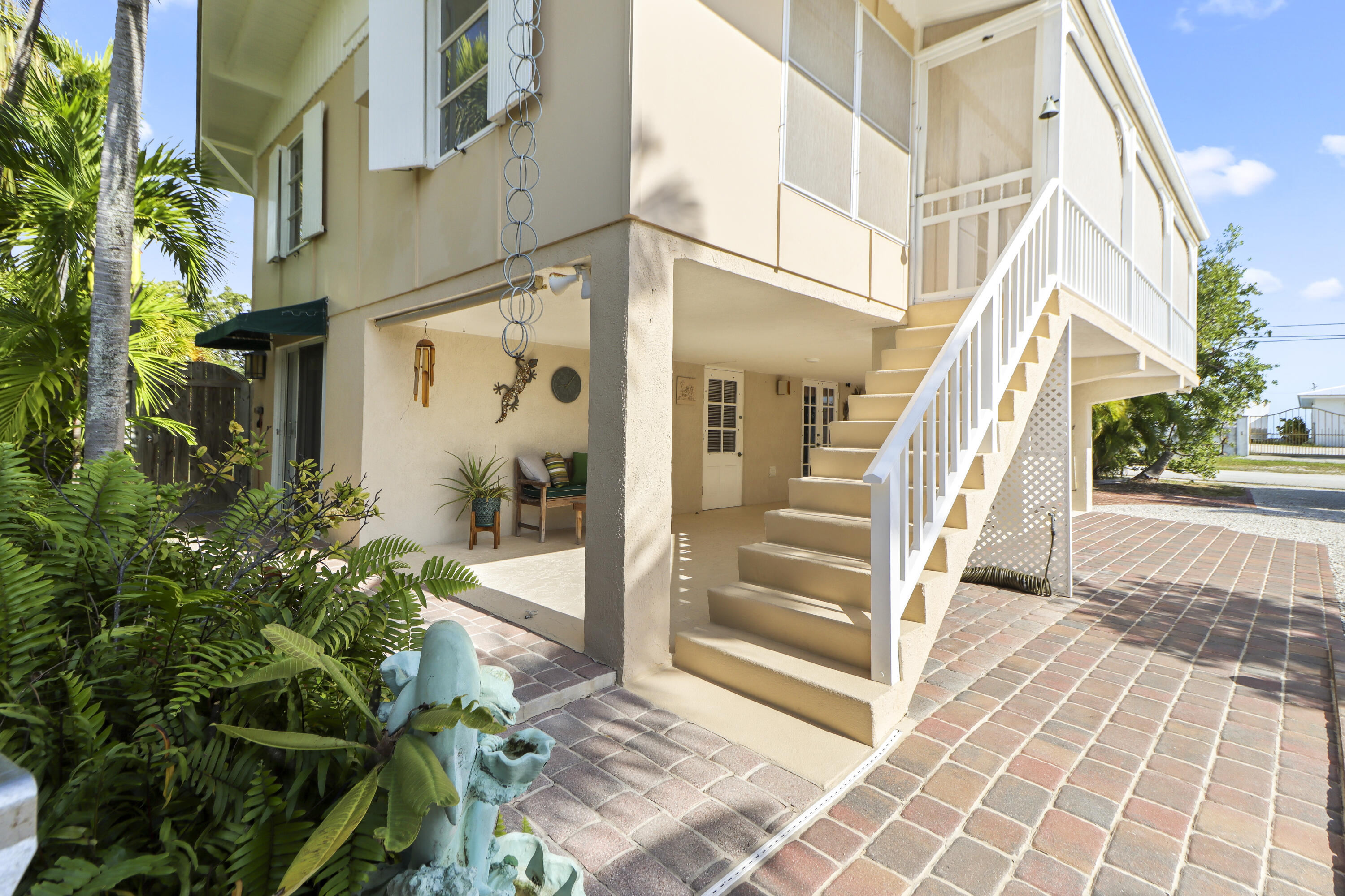 1404 Boca Chica Road Property Photo 1