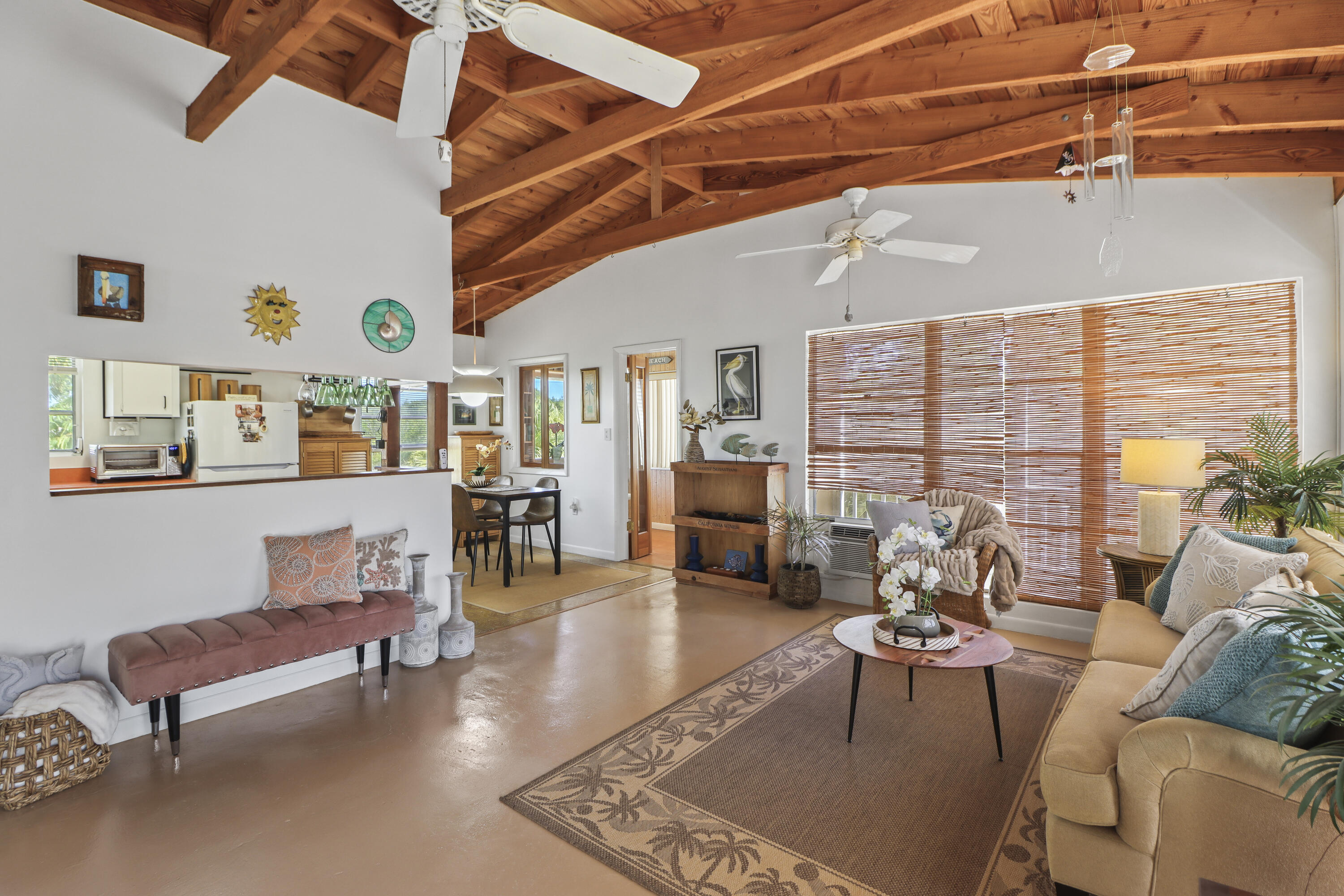 1404 Boca Chica Road Property Photo 5