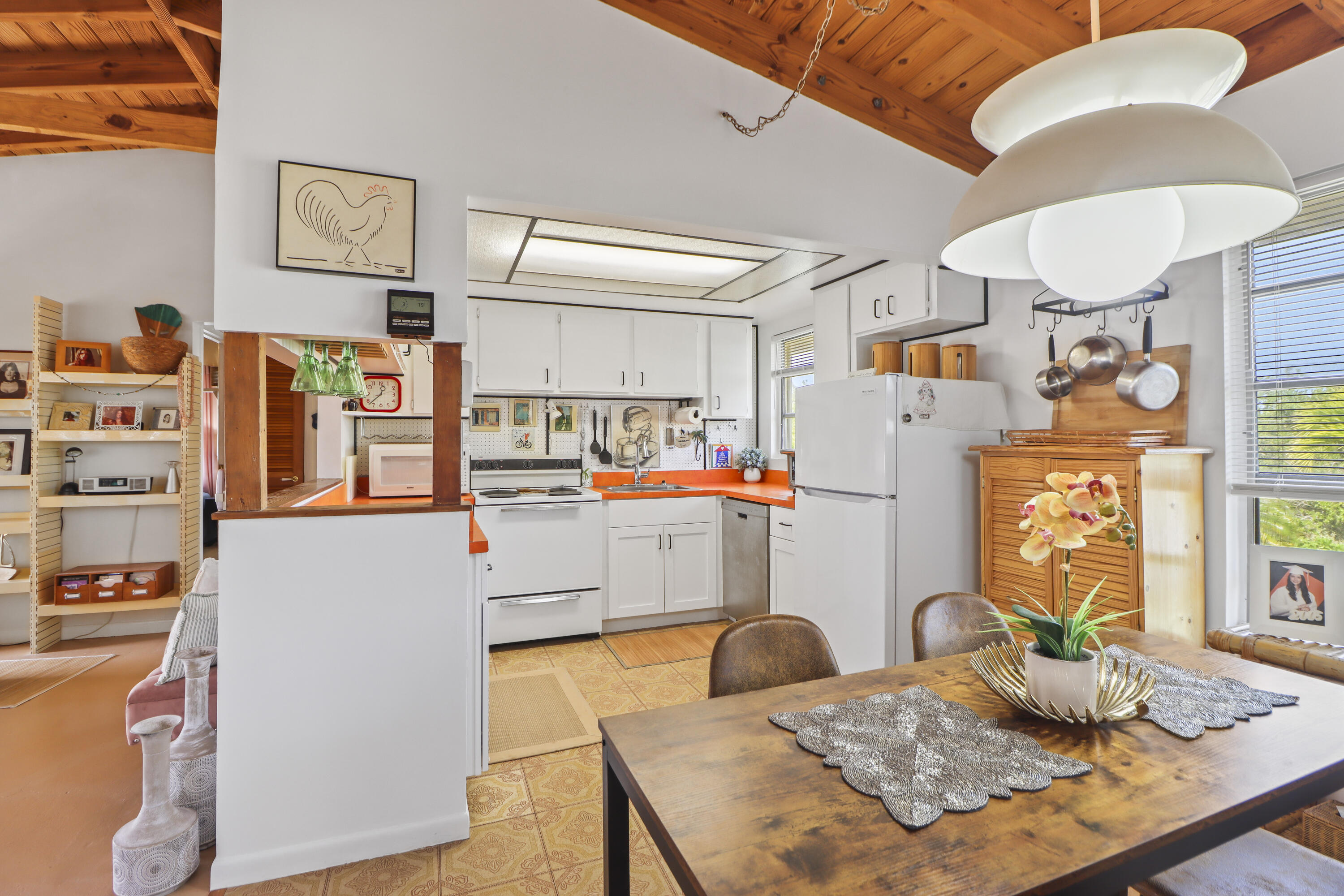 1404 Boca Chica Road Property Photo 12