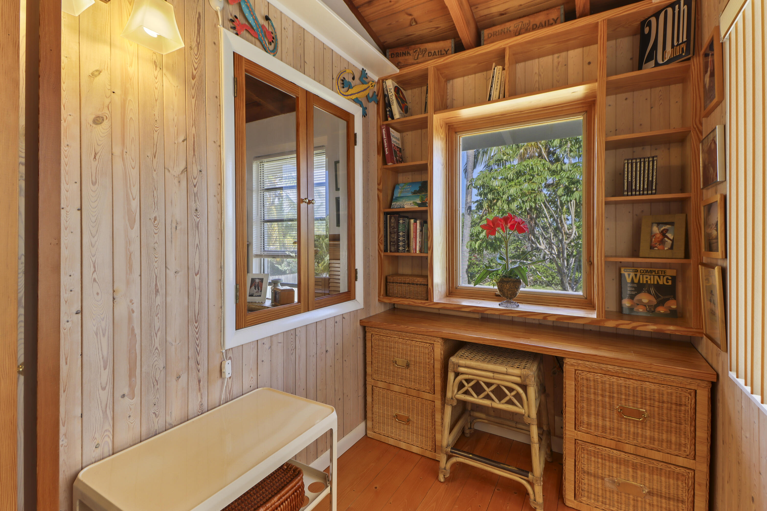 1404 Boca Chica Road Property Photo 13