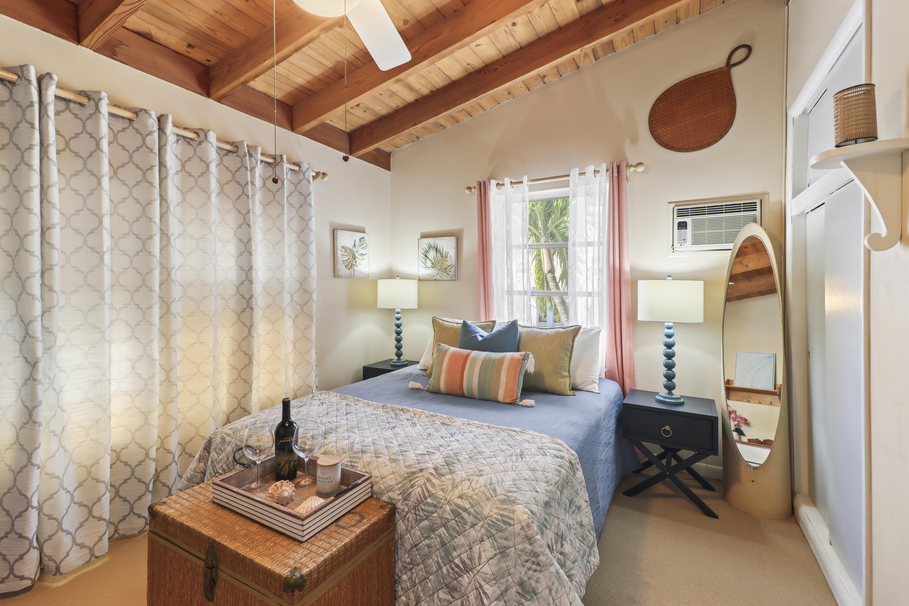 1404 Boca Chica Road Property Photo 15
