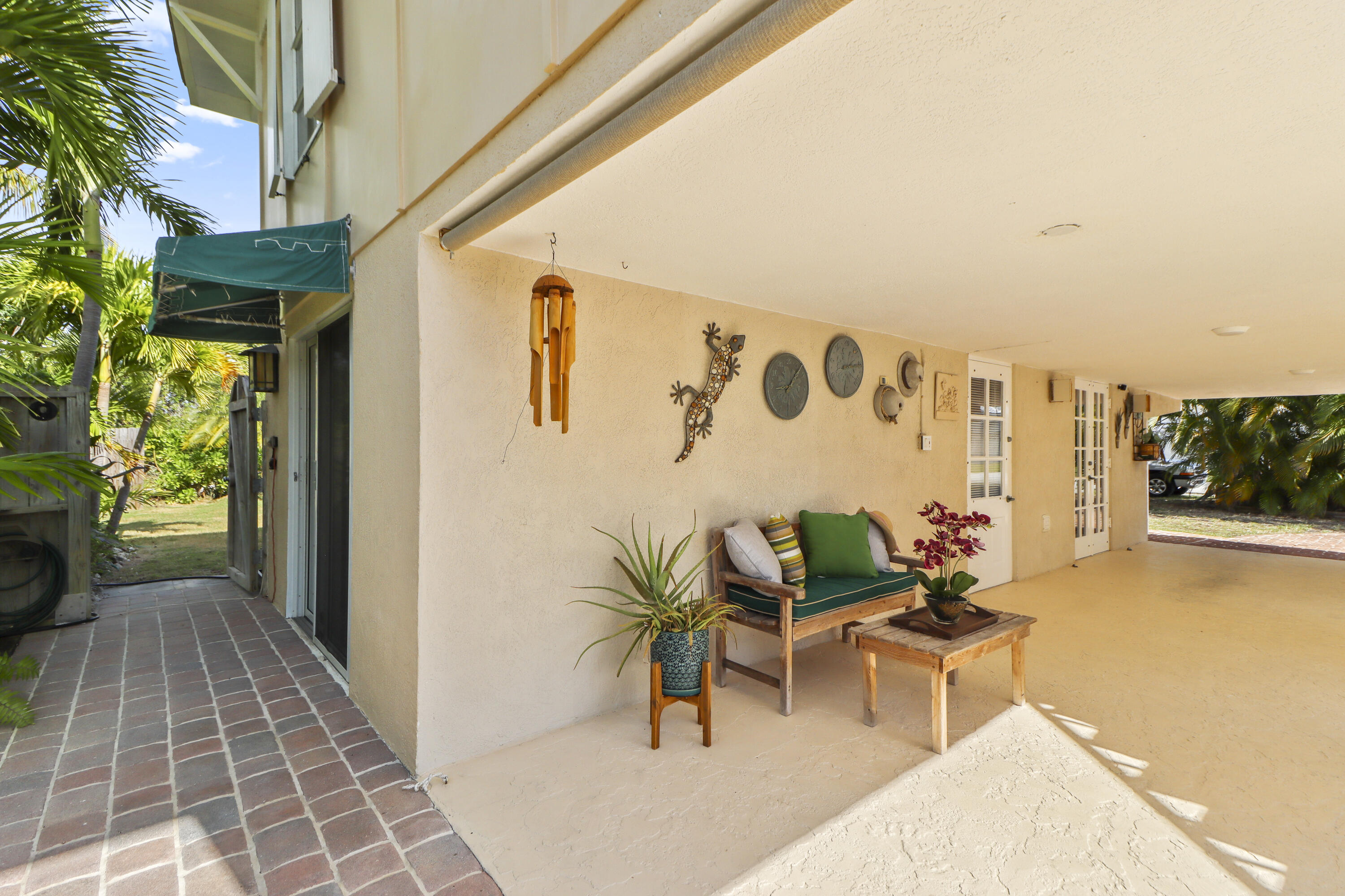 1404 Boca Chica Road Property Photo 23