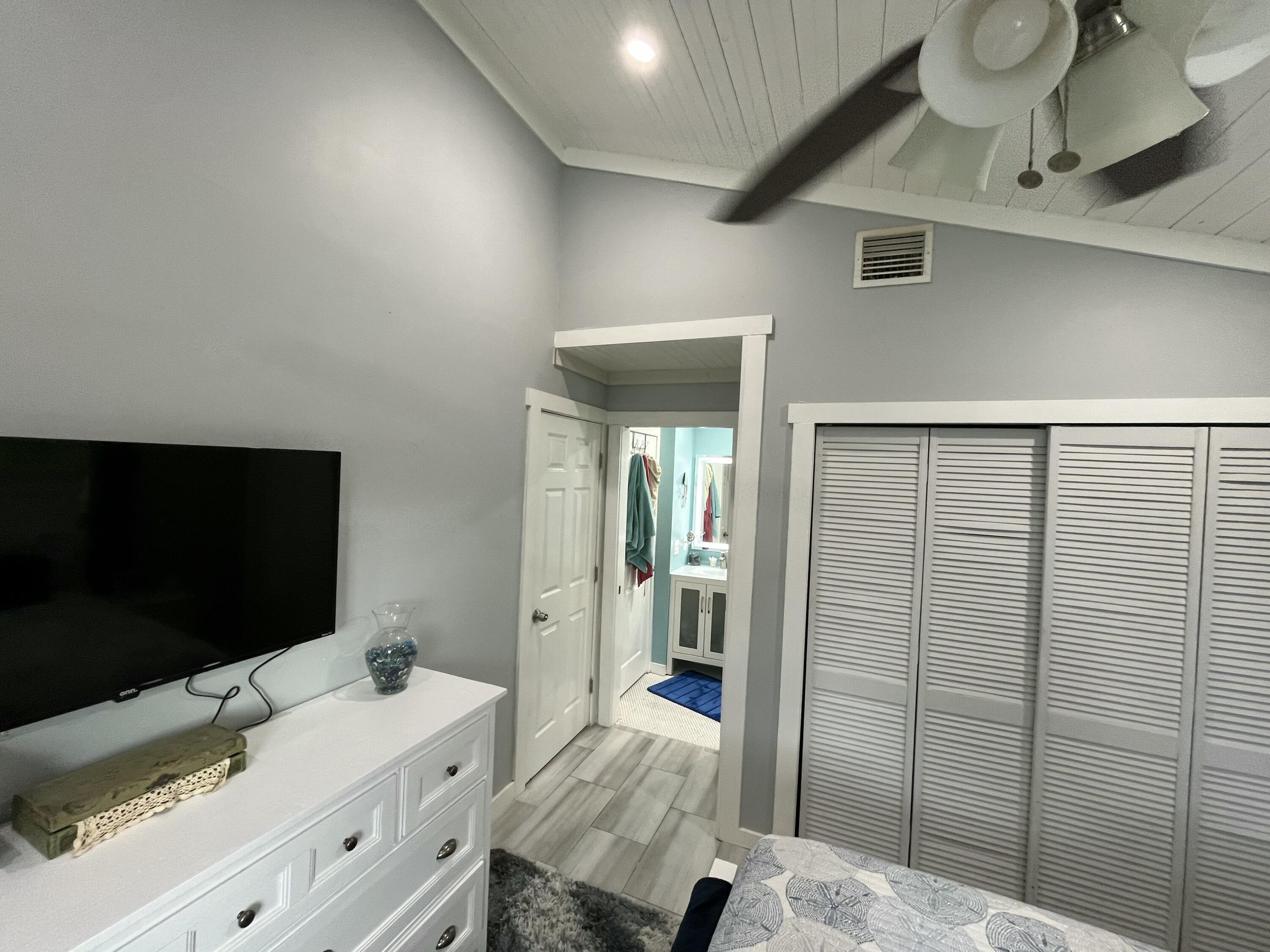 29393 Cypress Drive Property Photo 9
