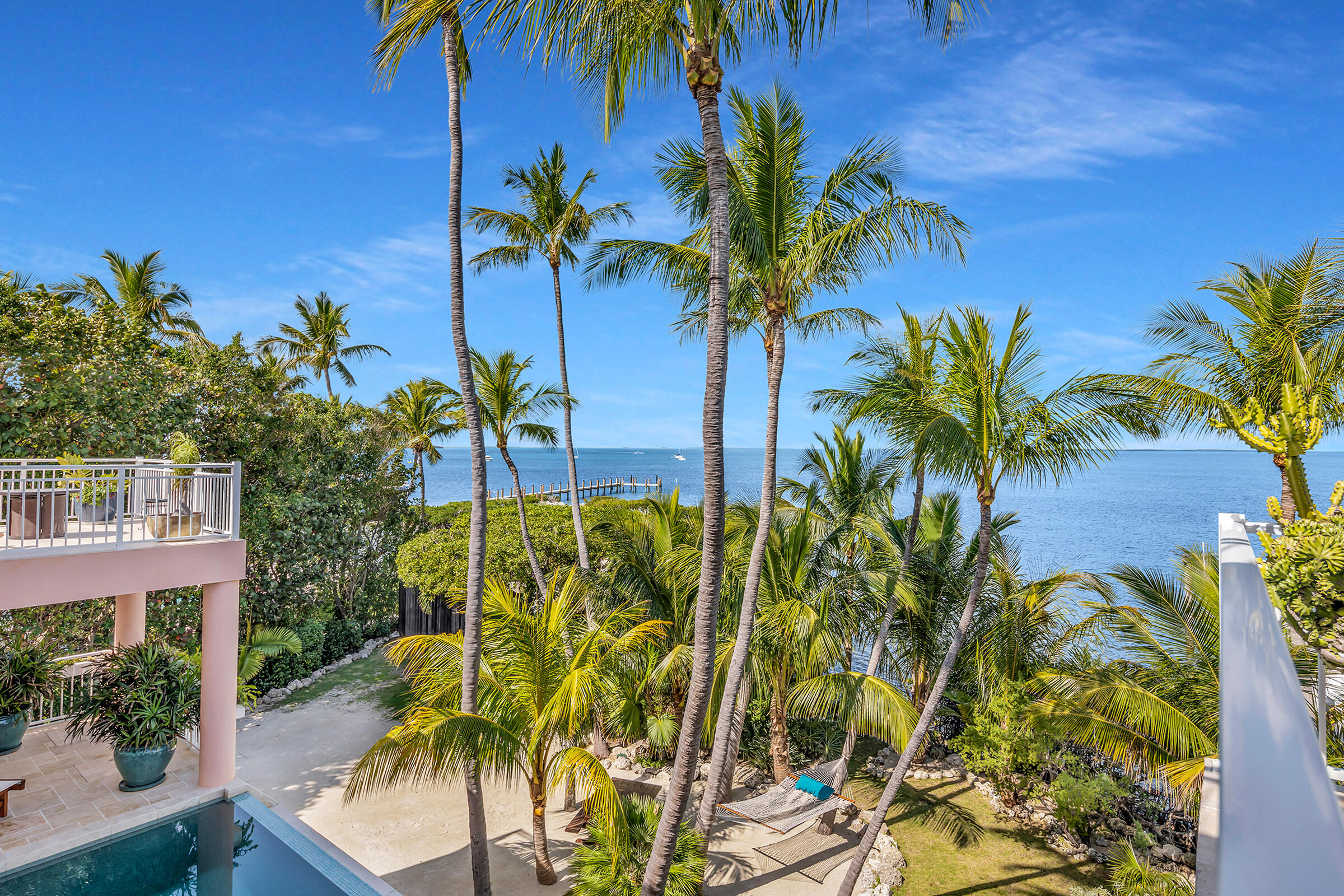 100 List Street Property Photo 6