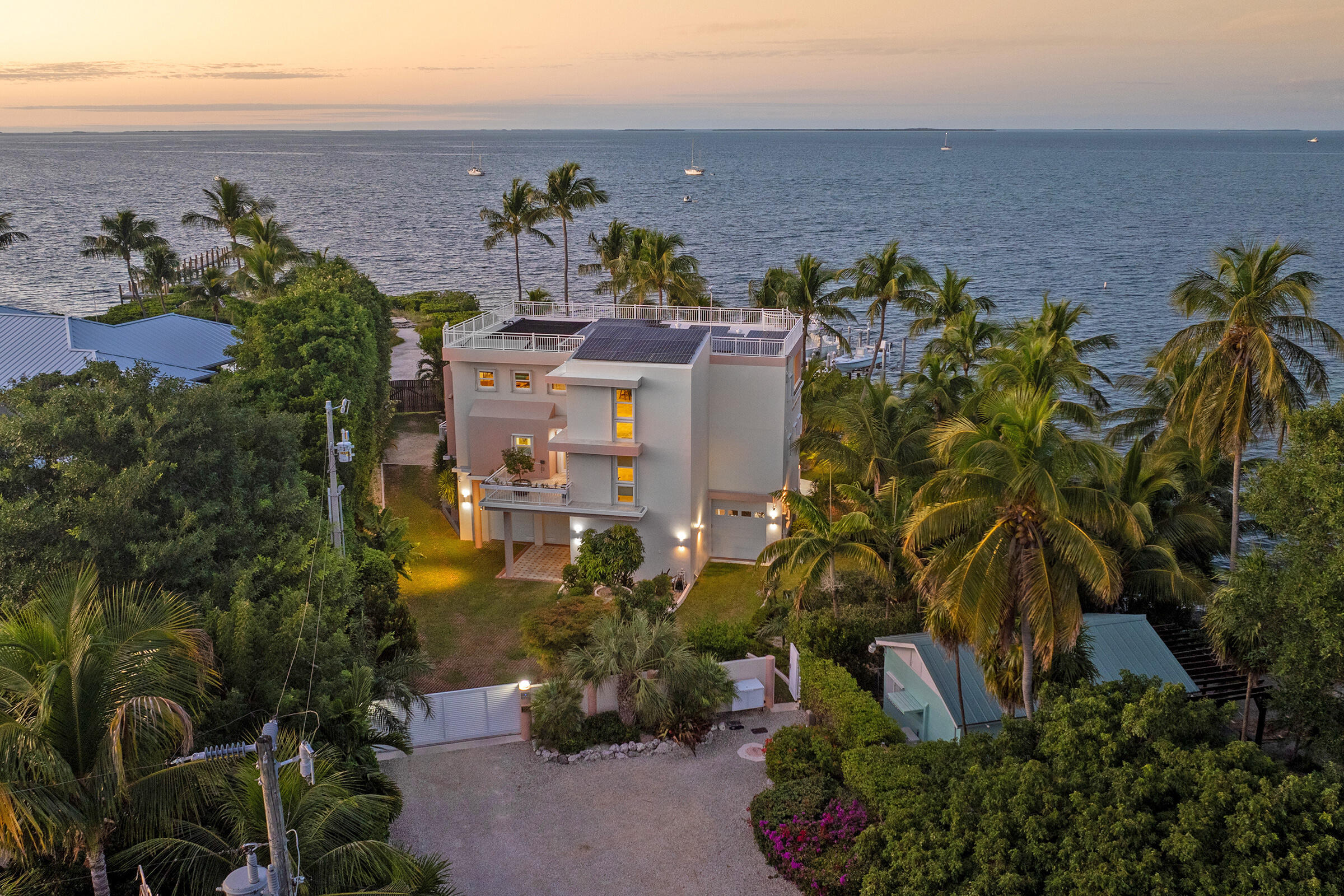 100 List Street Property Photo 13