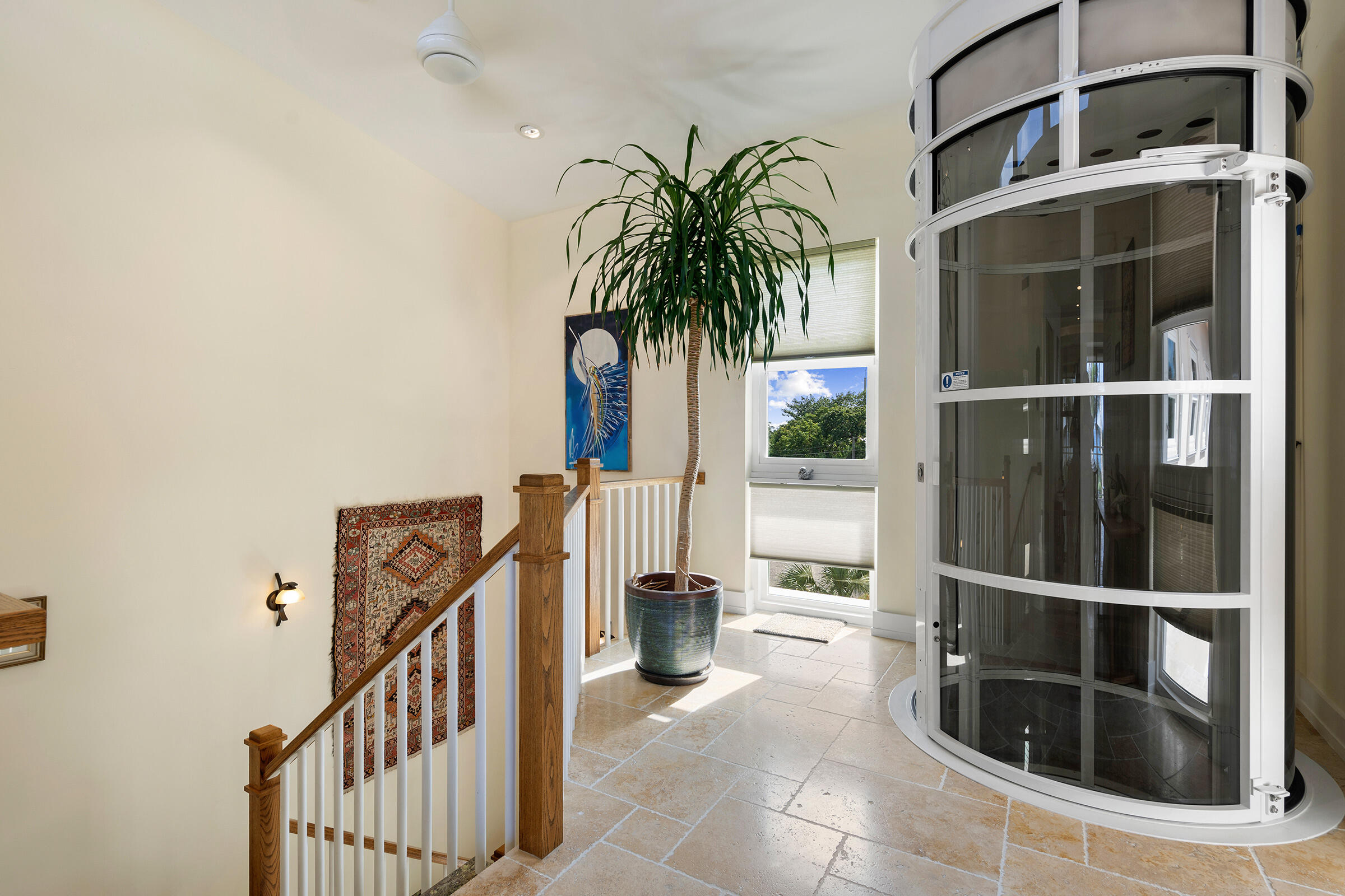 100 List Street Property Photo 24