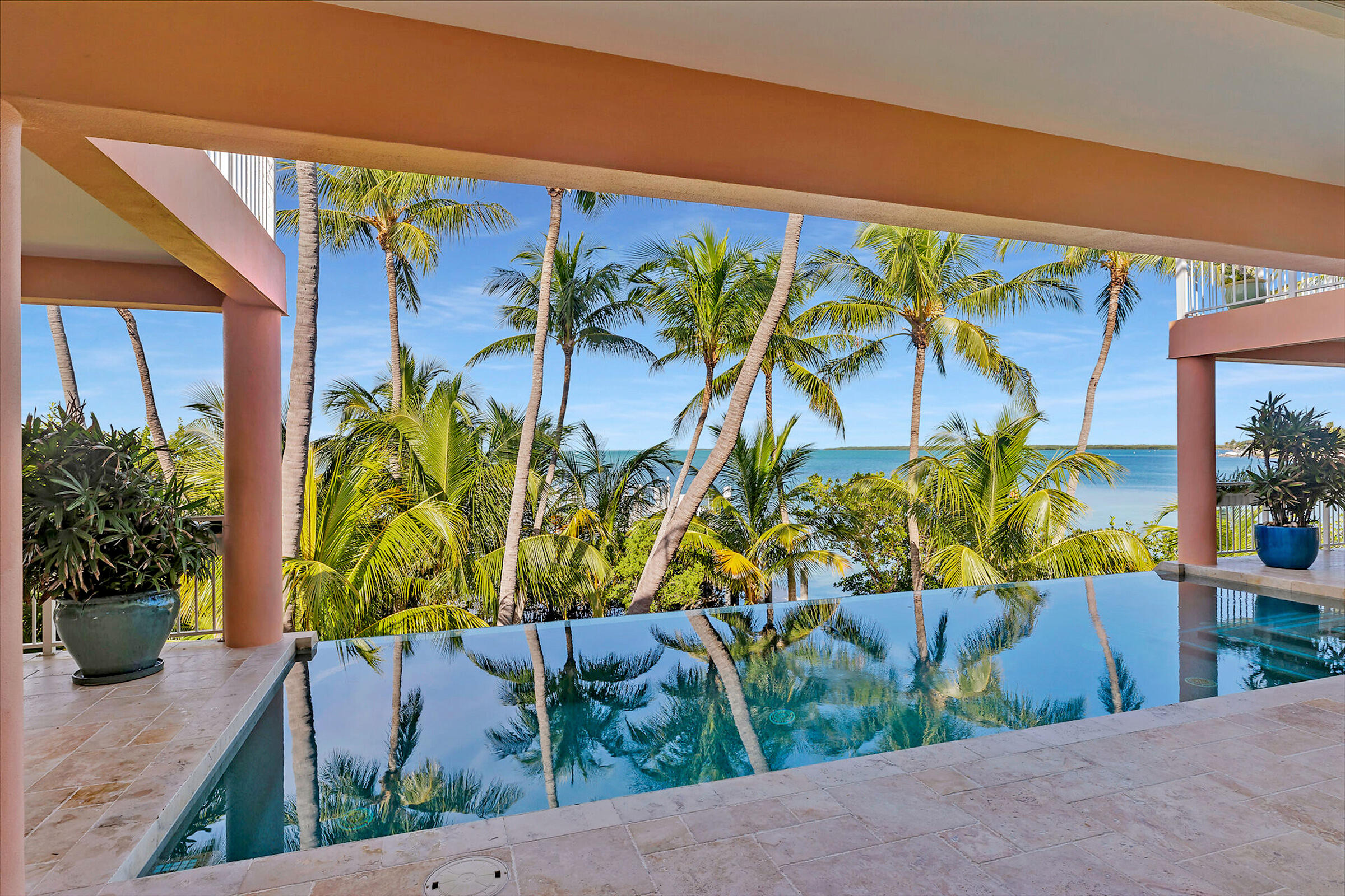 100 List Street Property Photo 32