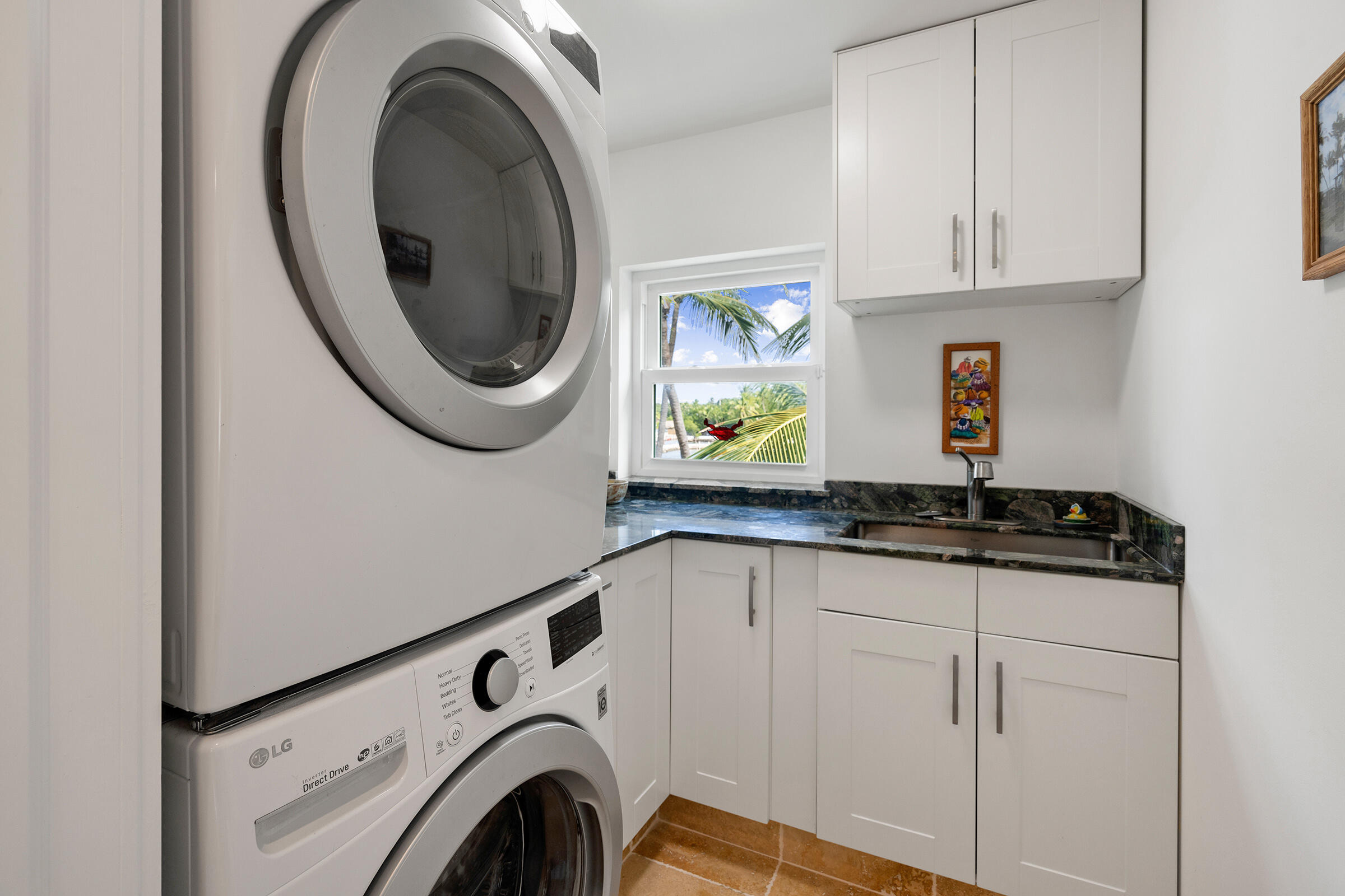 100 List Street Property Photo 37