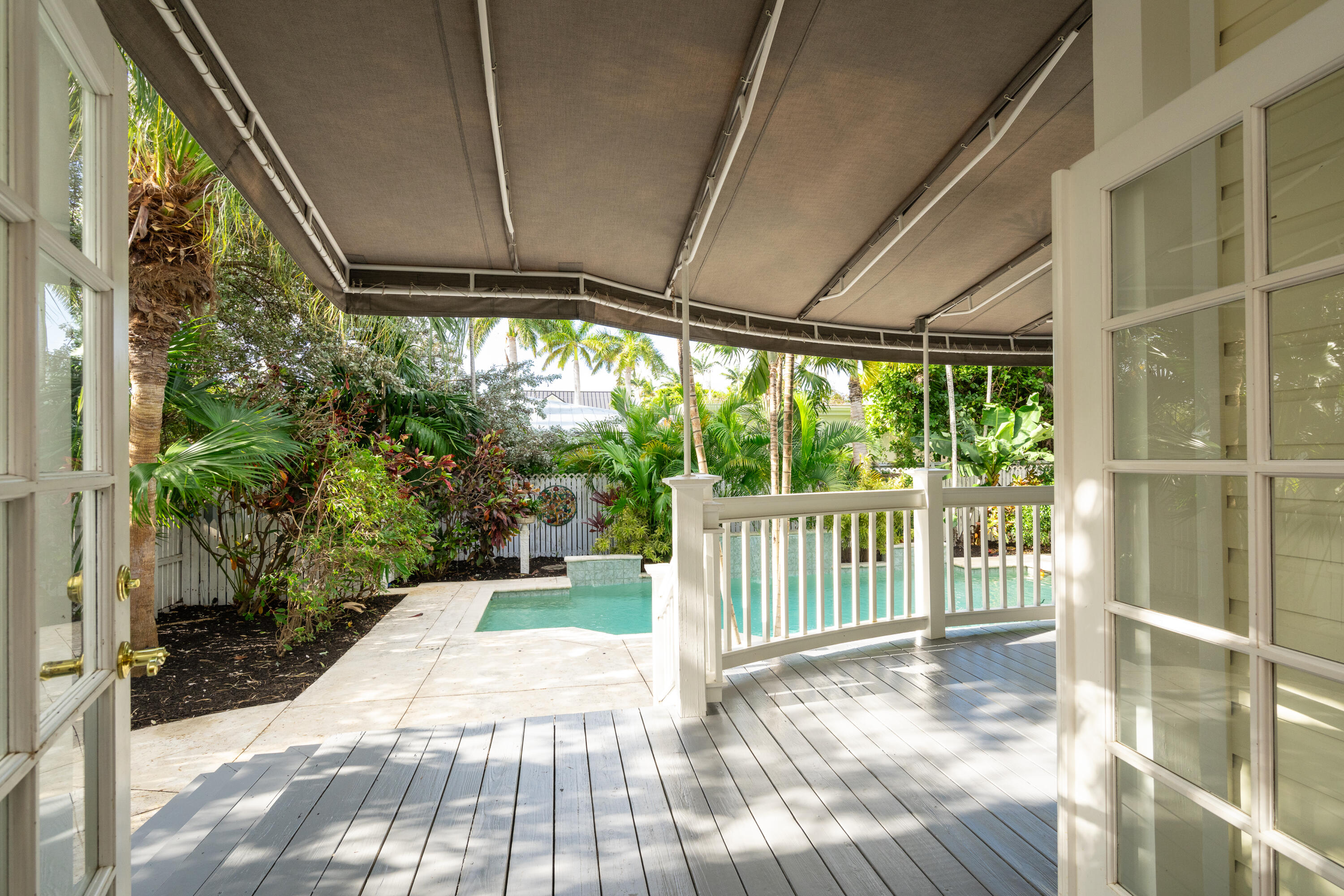 1523 Flagler Avenue Property Photo 7