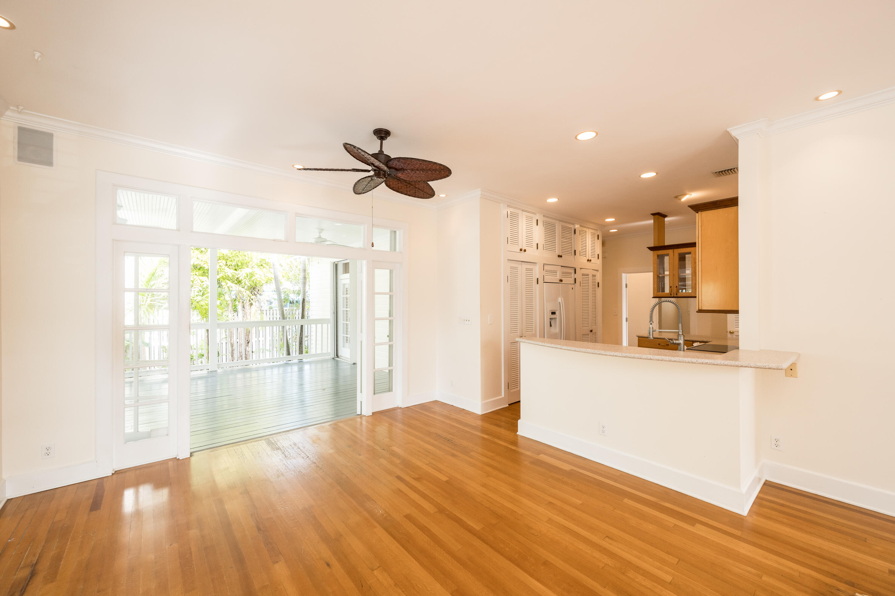 1523 Flagler Avenue Property Photo 20