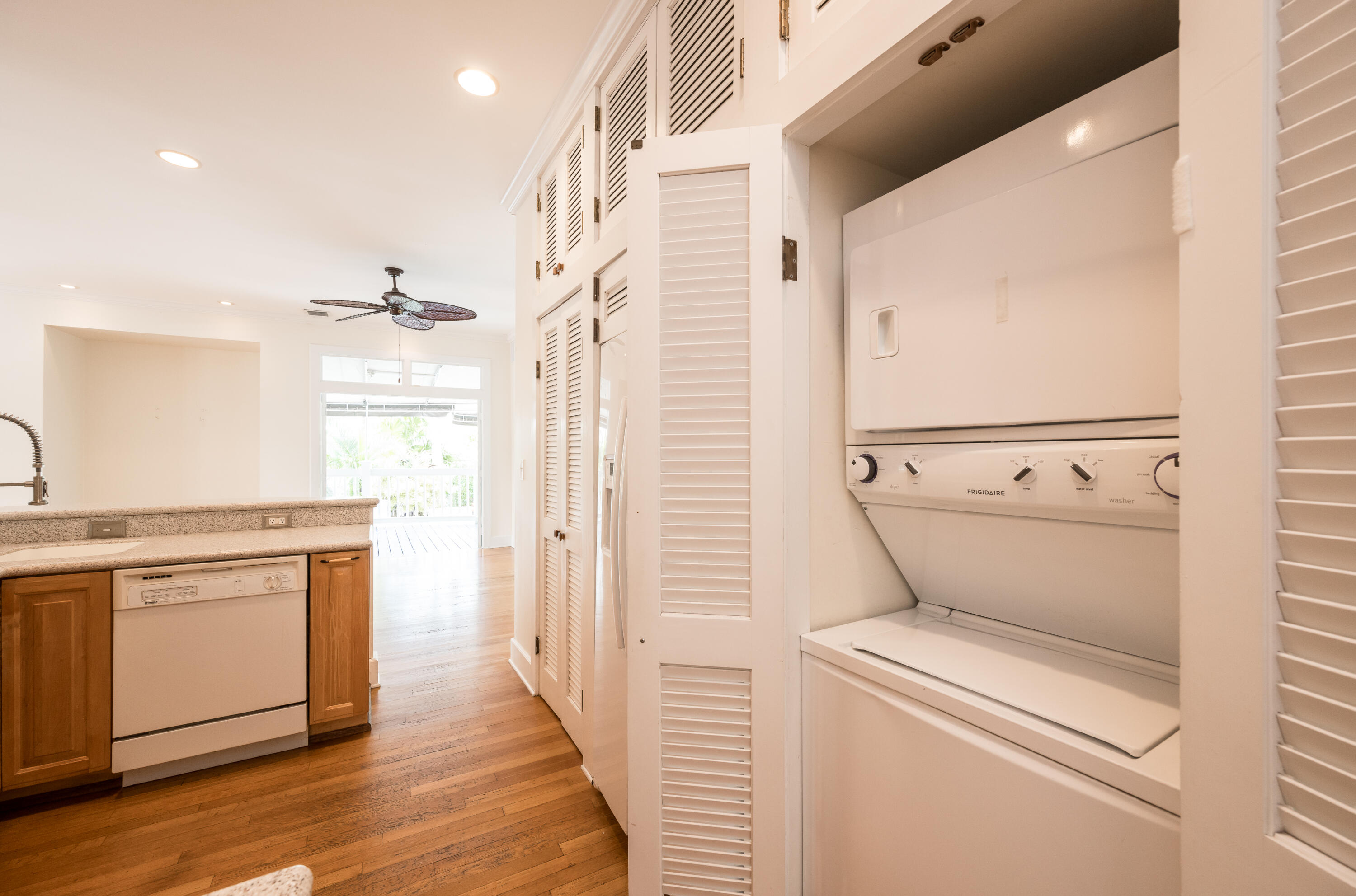 1523 Flagler Avenue Property Photo 31