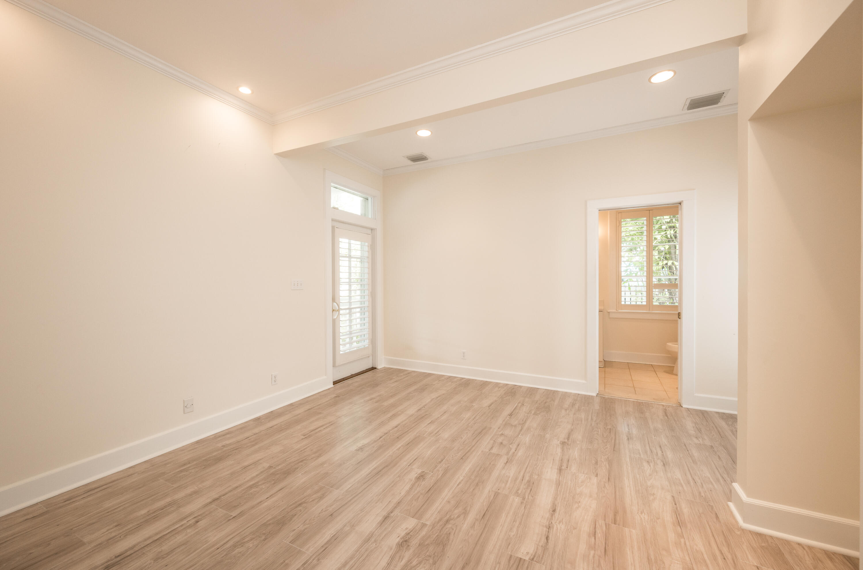 1523 Flagler Avenue Property Photo 32