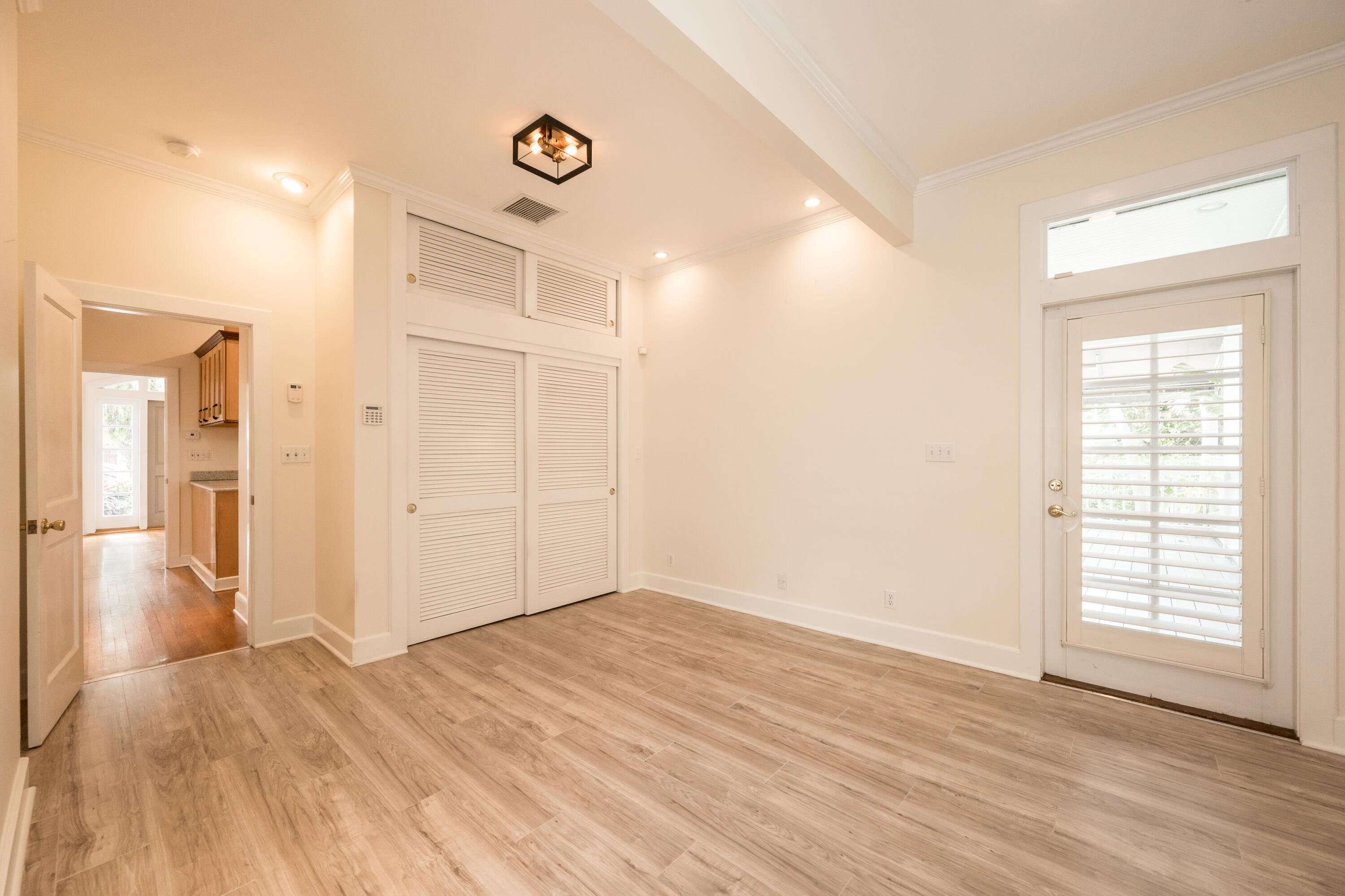 1523 Flagler Avenue Property Photo 33
