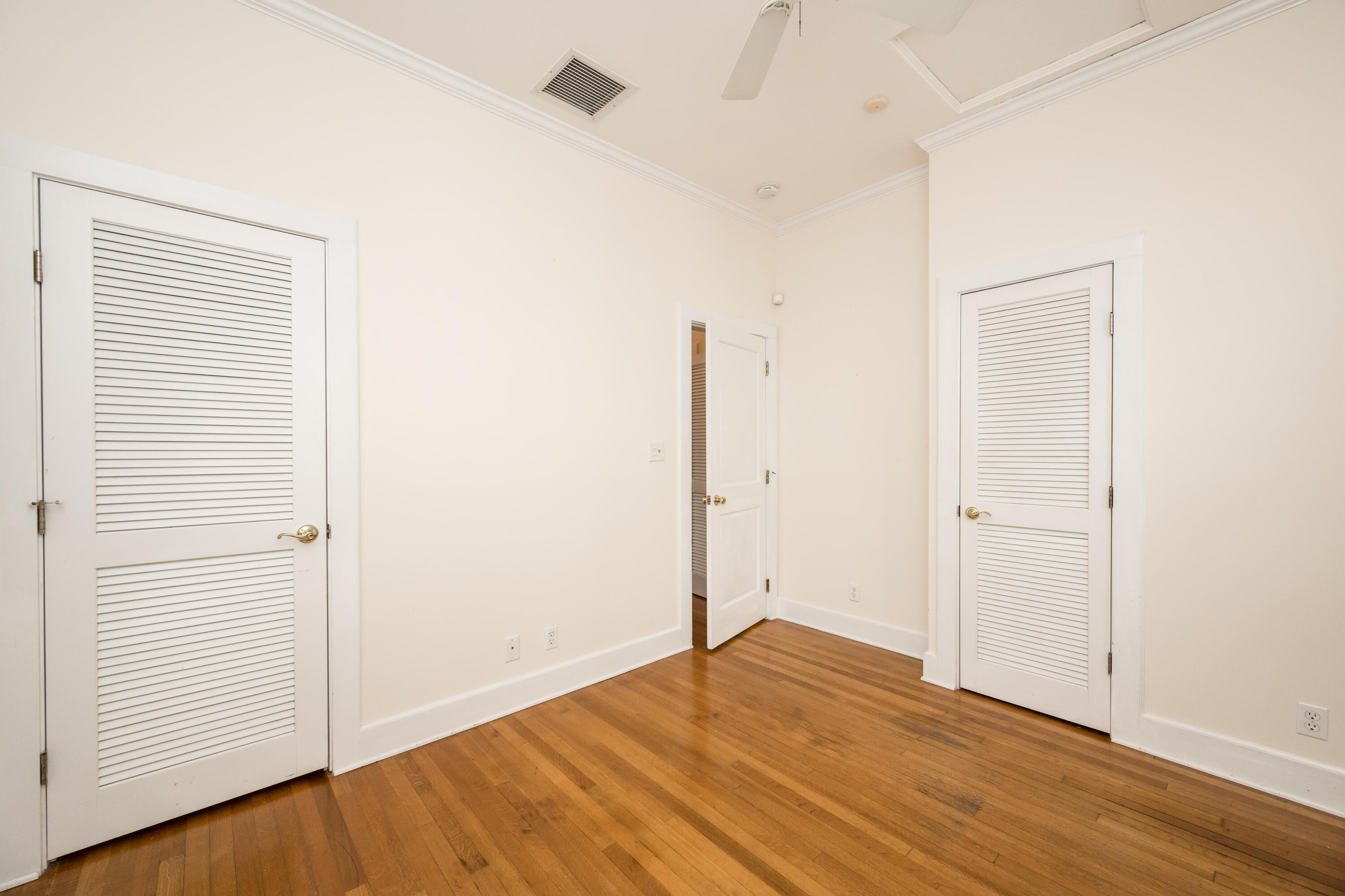 1523 Flagler Avenue Property Photo 40