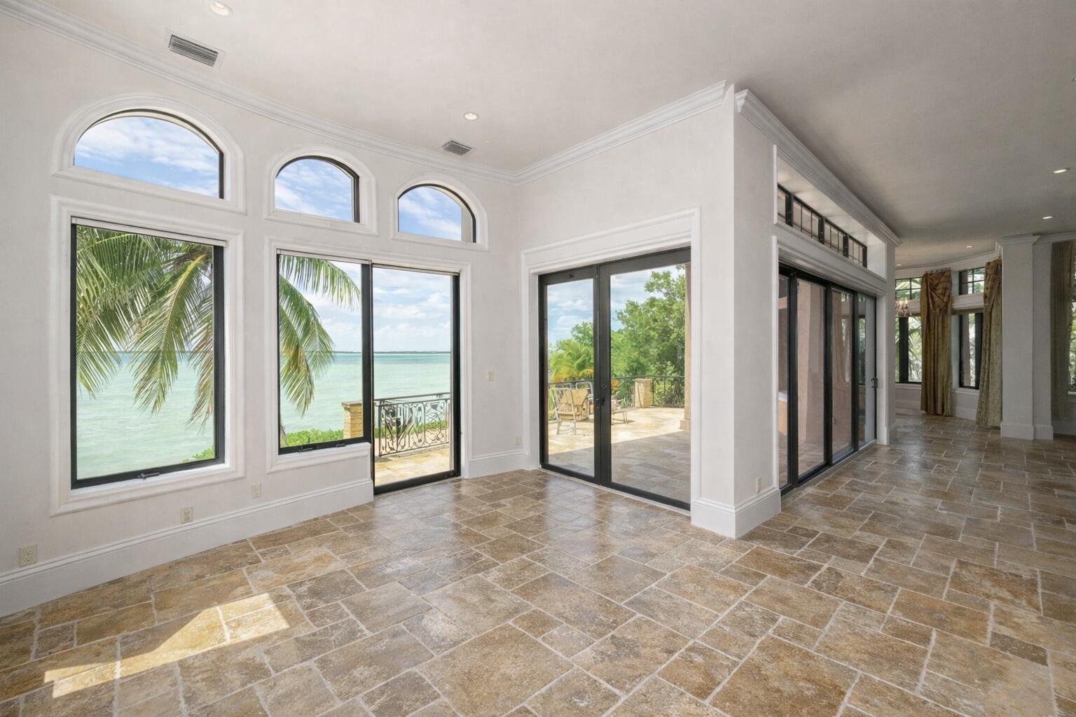 30 Cannon Royal Drive Property Photo 8