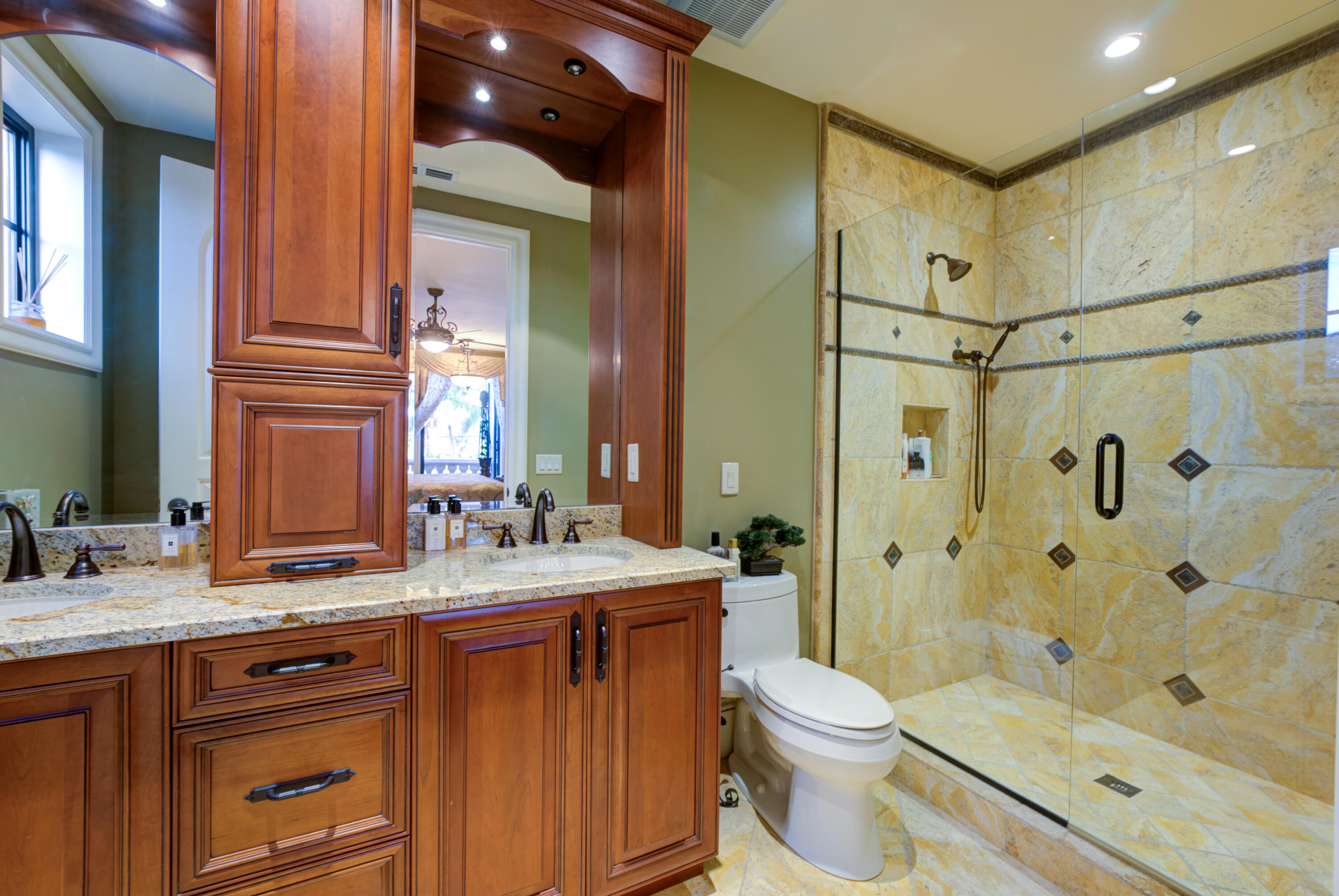 30 Cannon Royal Drive Property Photo 15