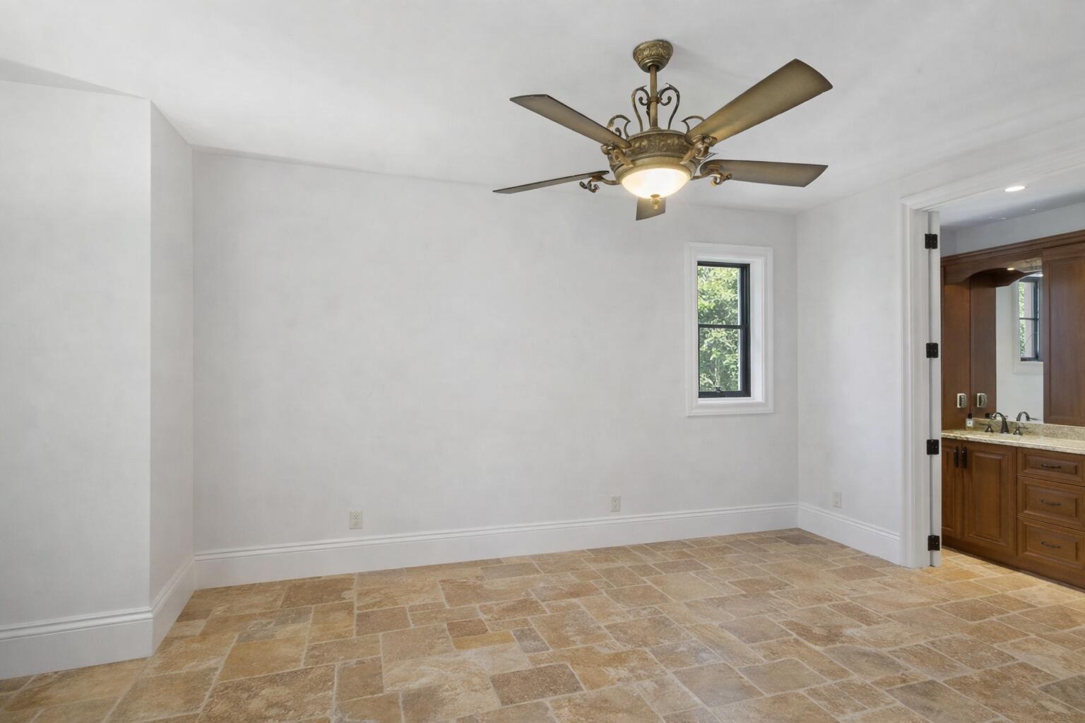 30 Cannon Royal Drive Property Photo 20