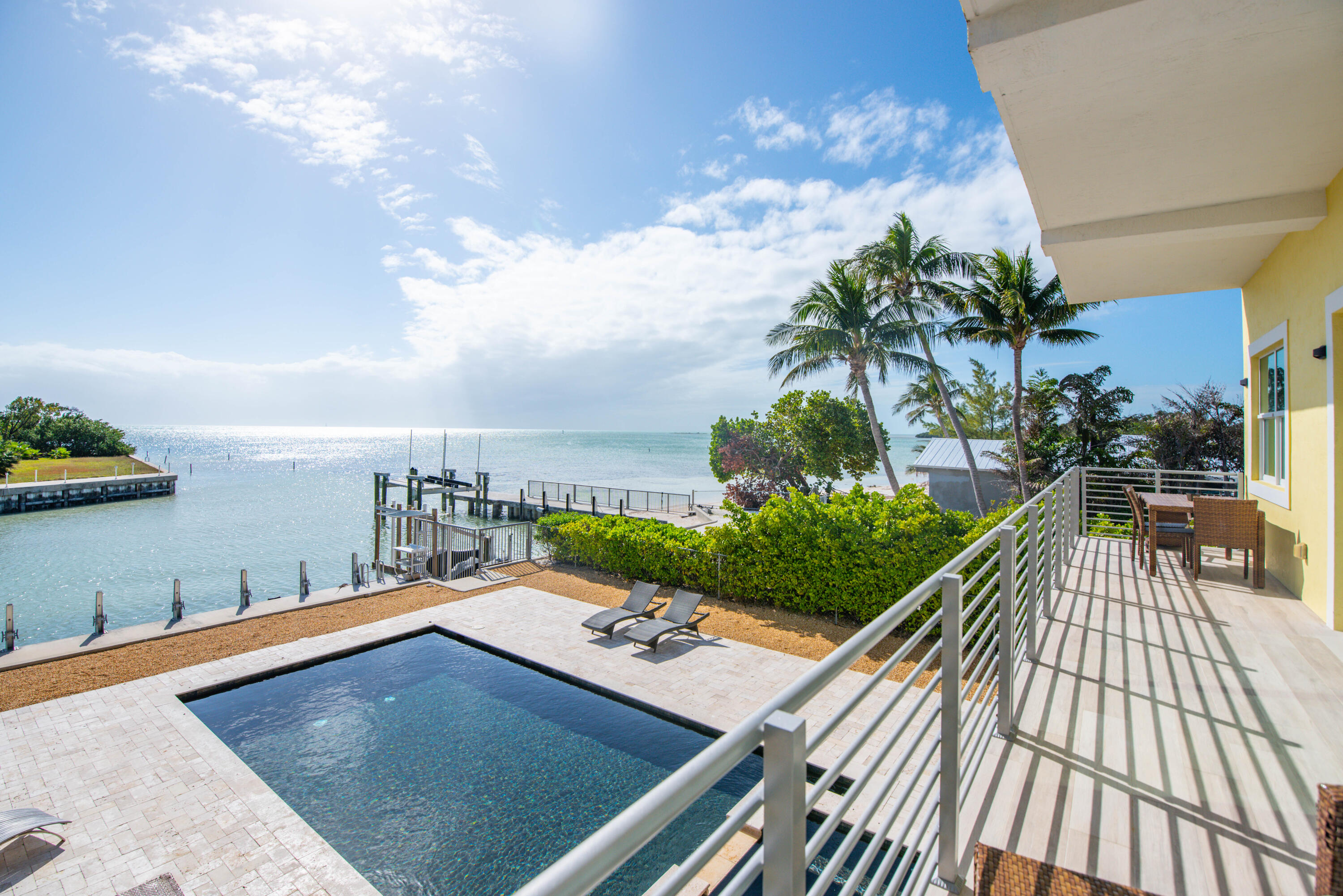 2010 Sombrero Beach Road Property Photo 3