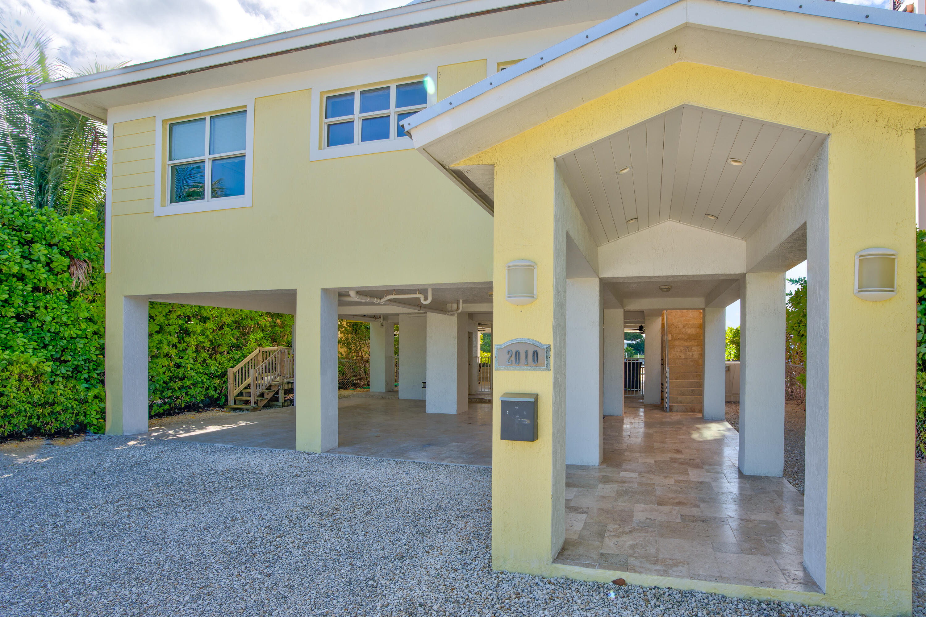 2010 Sombrero Beach Road Property Photo 5