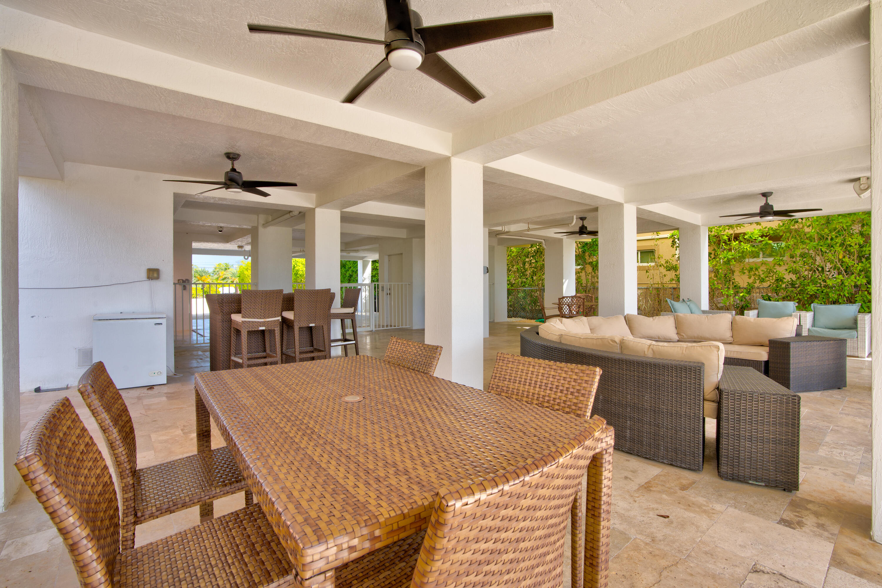 2010 Sombrero Beach Road Property Photo 6