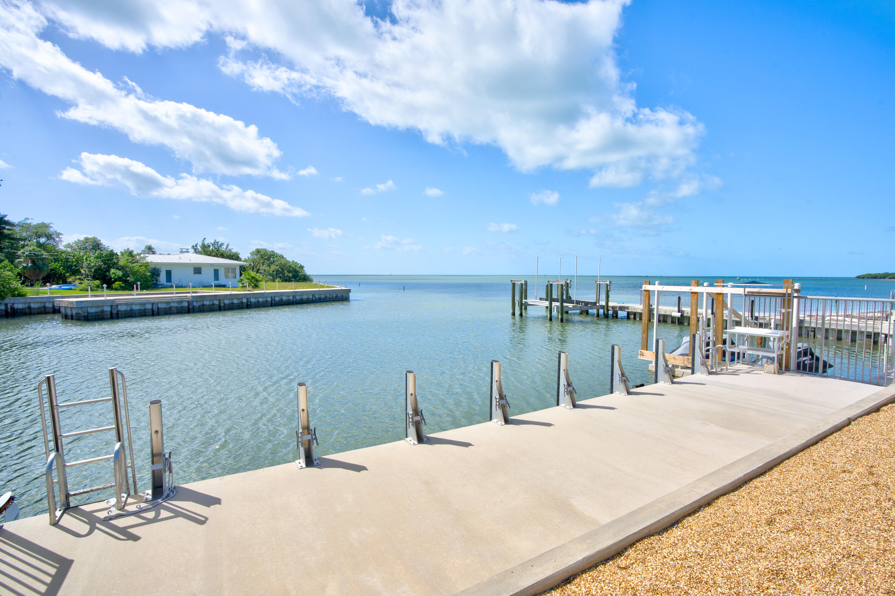 2010 Sombrero Beach Road Property Photo 10