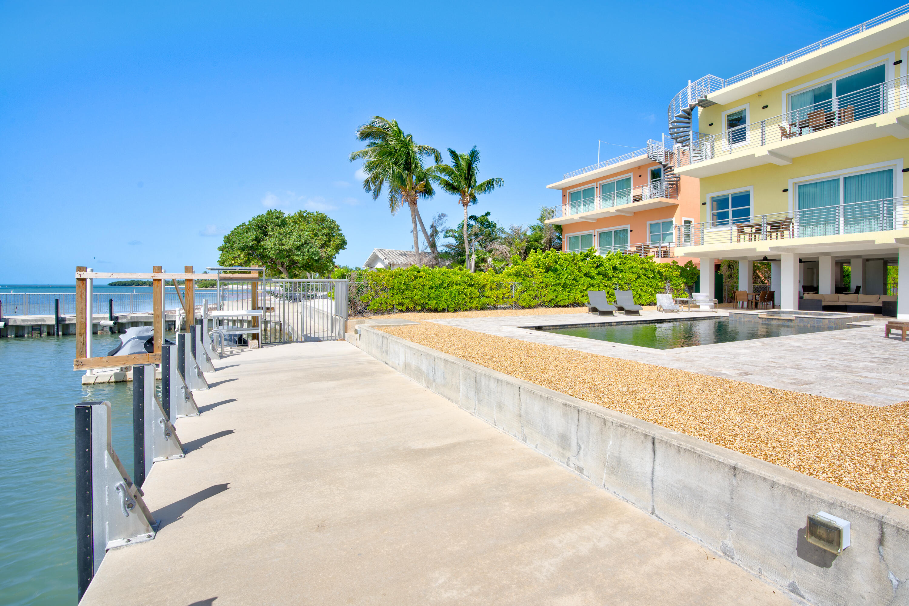 2010 Sombrero Beach Road Property Photo 11