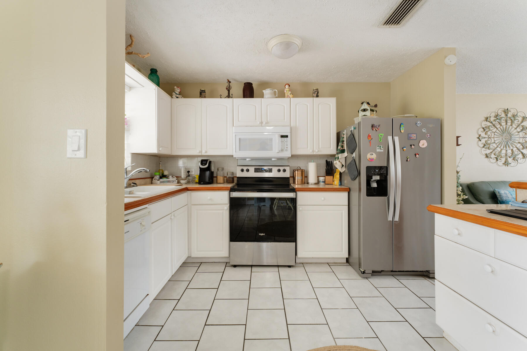 97 Marina Avenue Property Photo 3