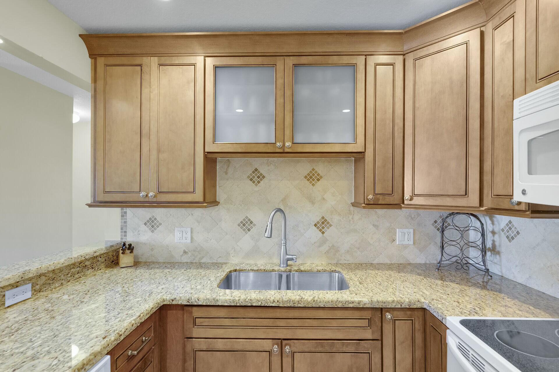 1101 W Ocean Drive, 23 Property Photo 15
