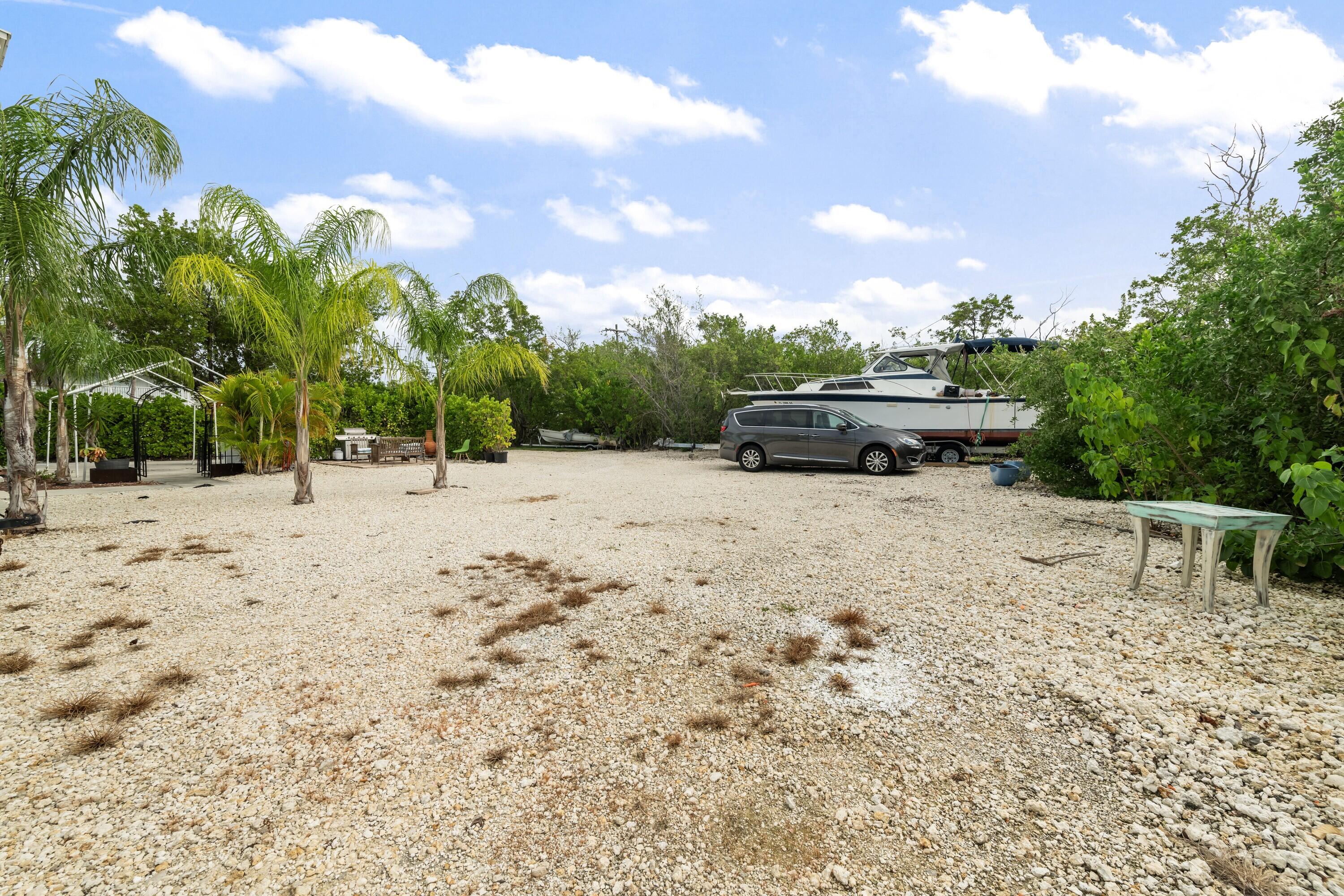 598 W Copa D Oro Property Photo 11