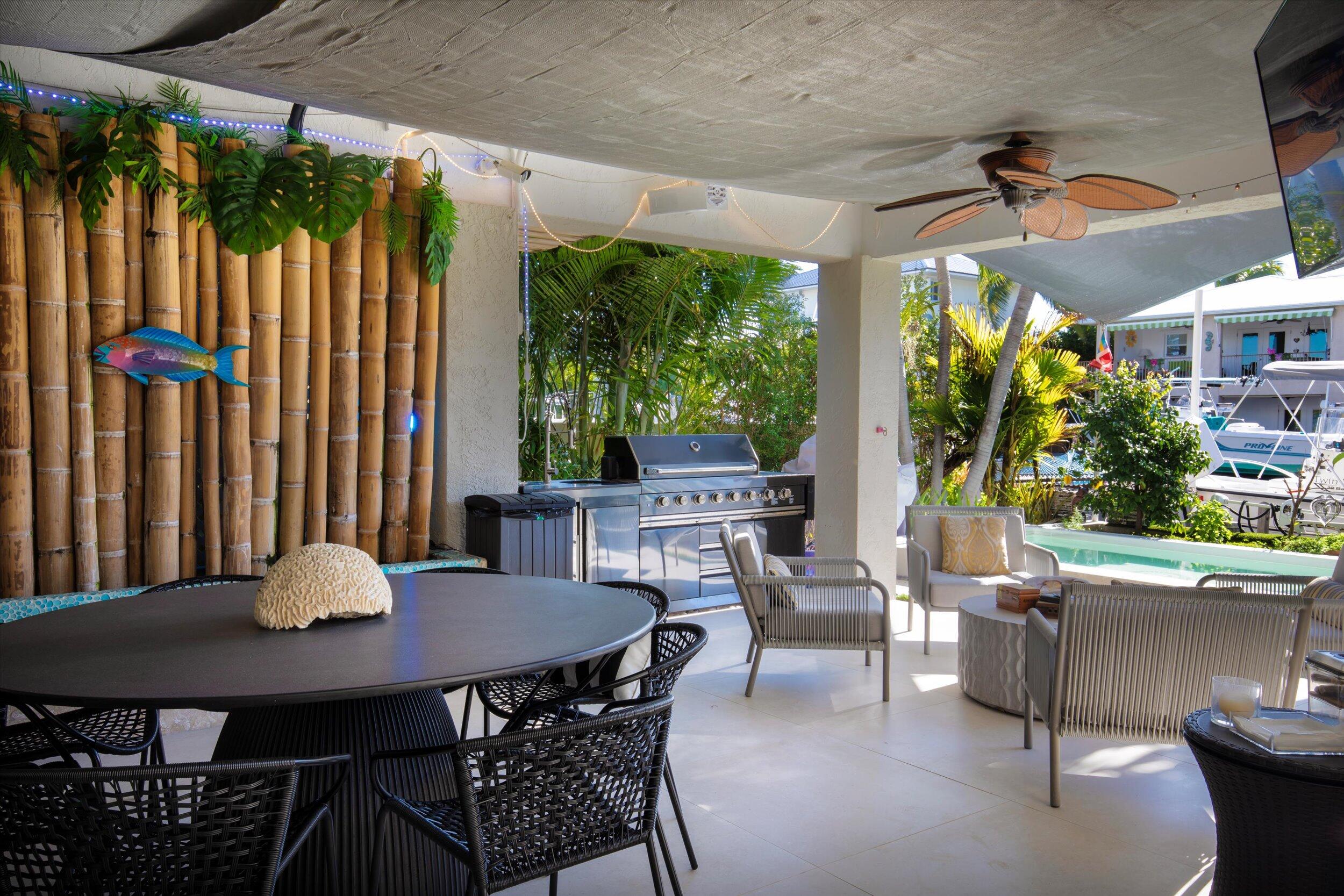 22 Floral Avenue Property Photo 40
