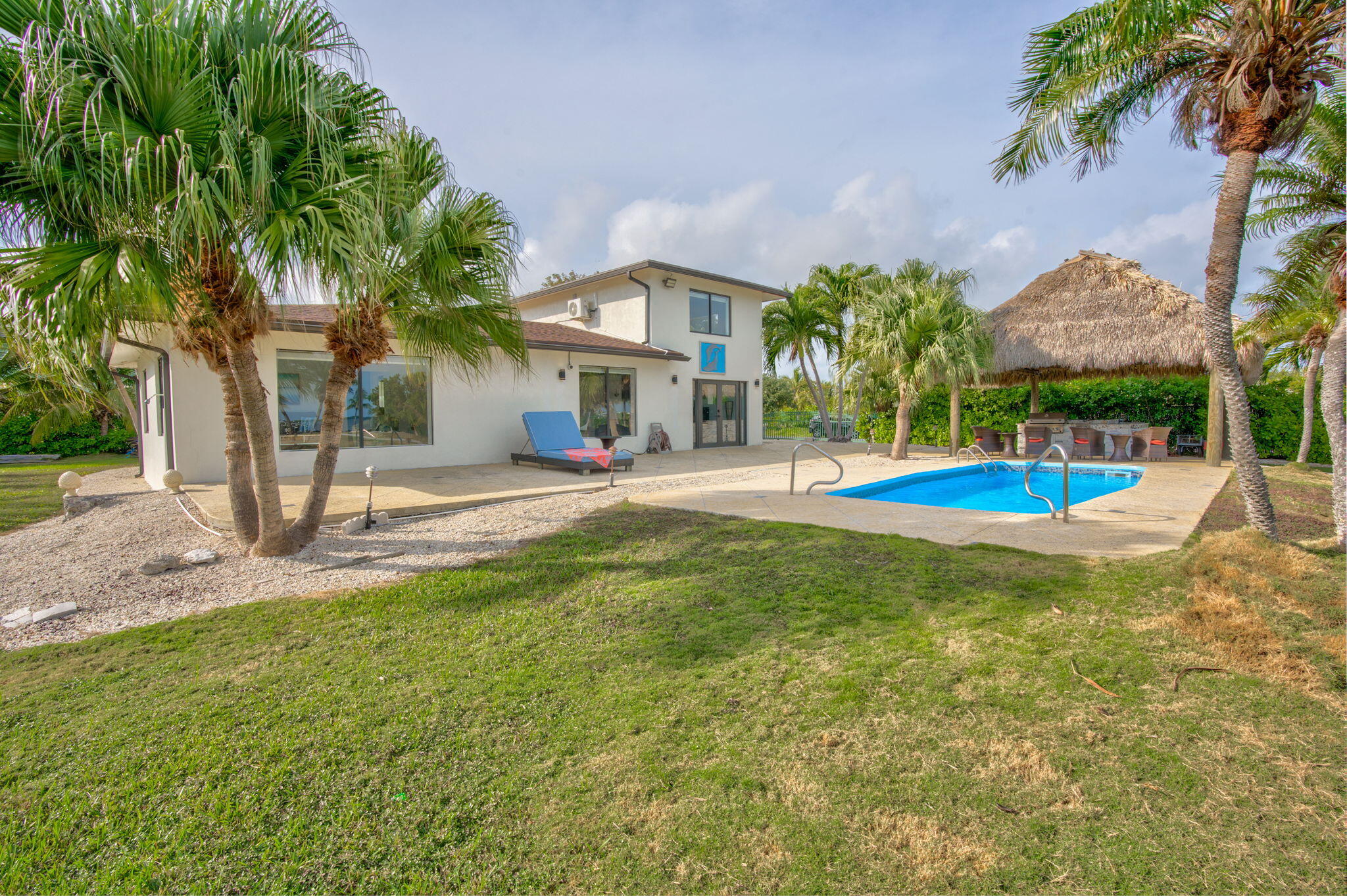 30468 Oleander Boulevard Property Photo 3