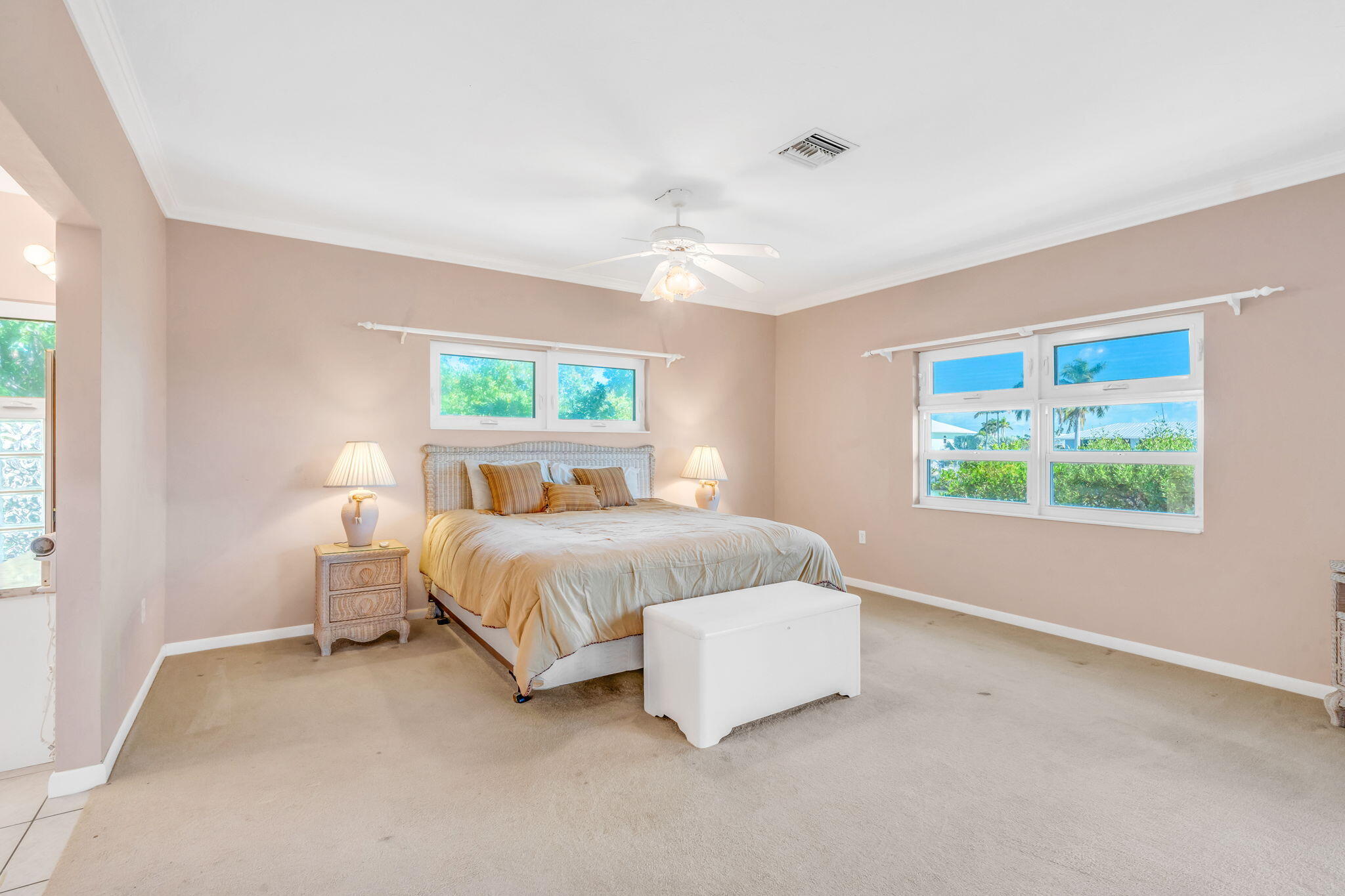 117 Avenue E Property Photo 9