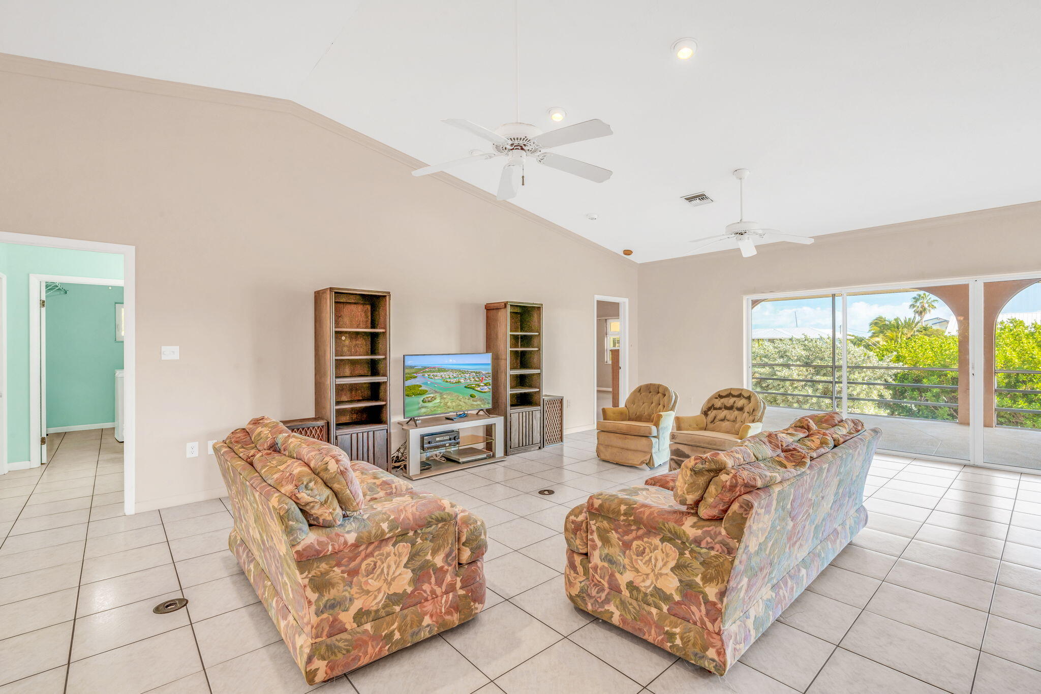 117 Avenue E Property Photo 15