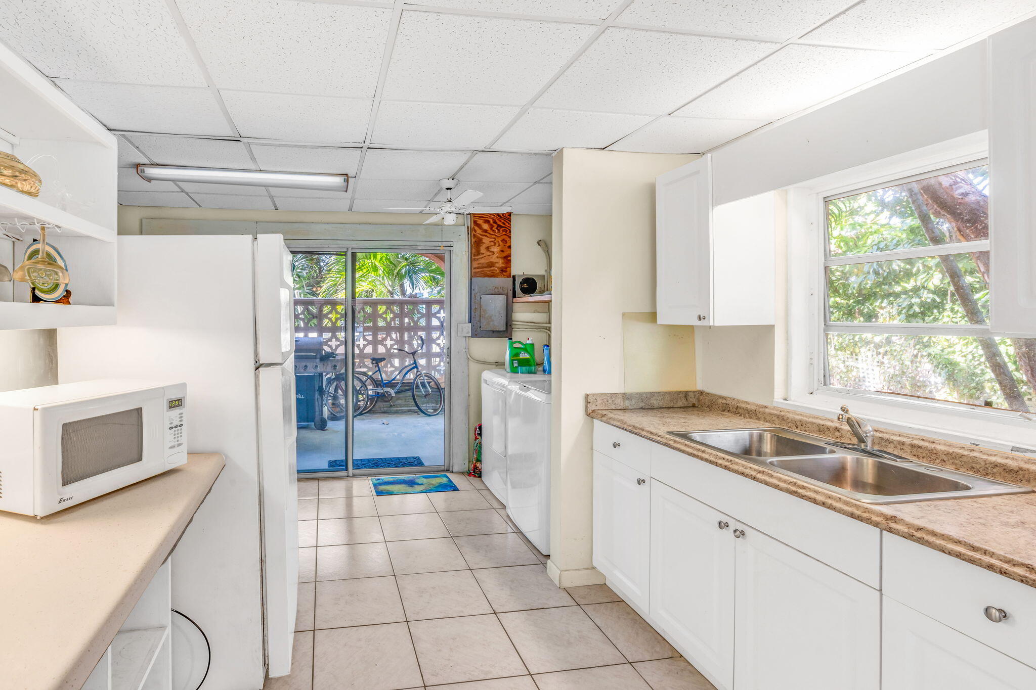 117 Avenue E Property Photo 39
